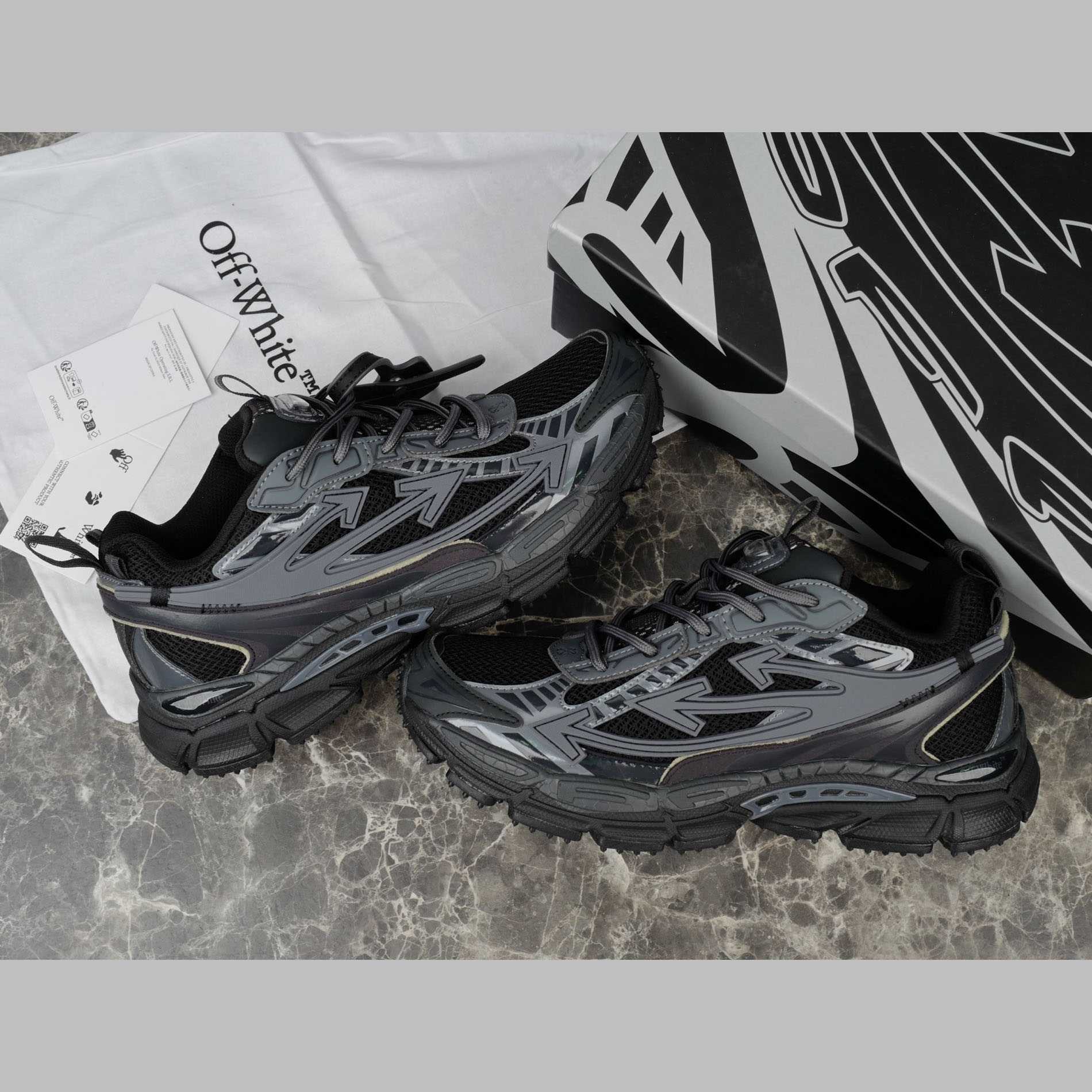 Off-White Full Black Be Right Back - DesignerGu