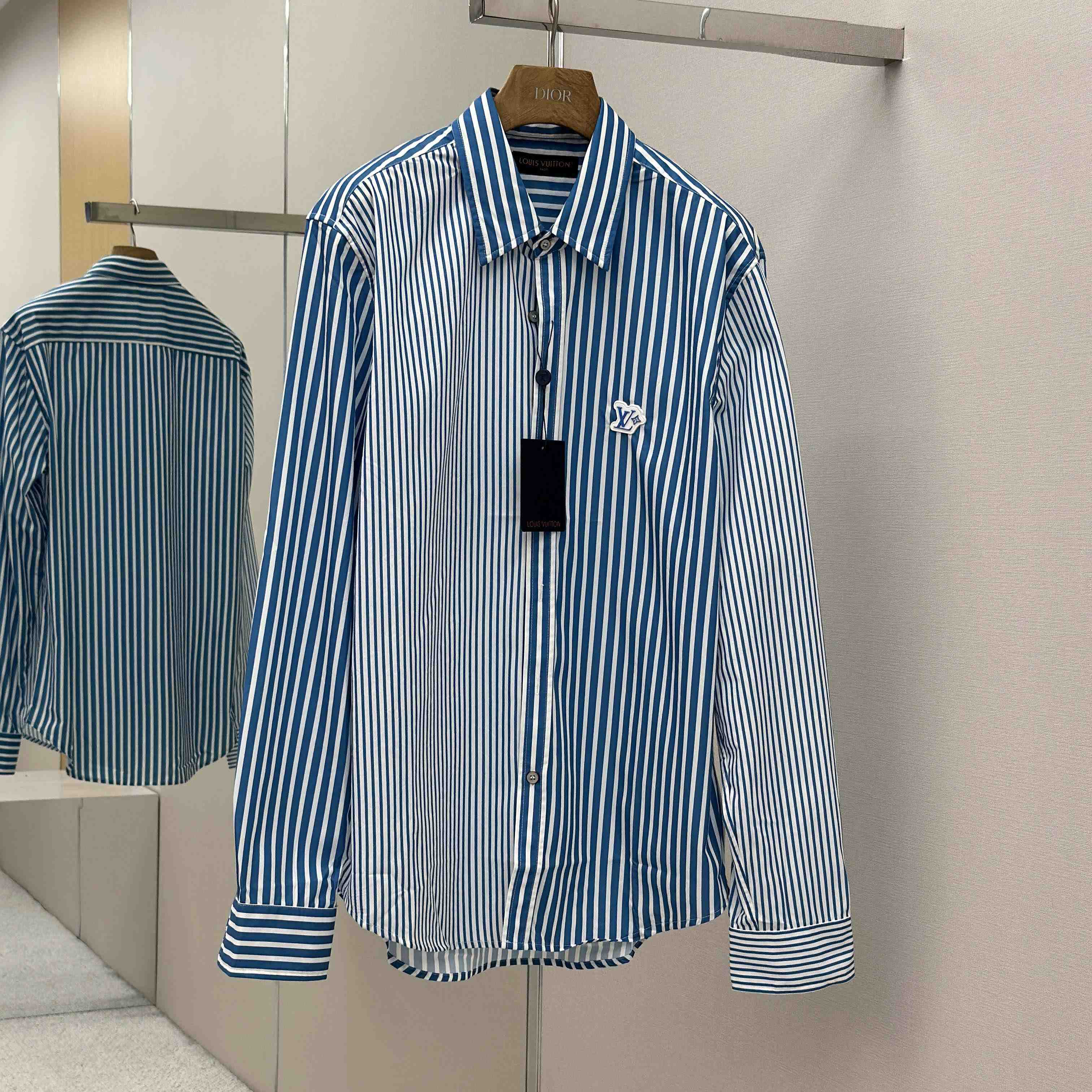 Louis Vuitton Monogram Patchwork Striped Shirt     1AHVWM - DesignerGu