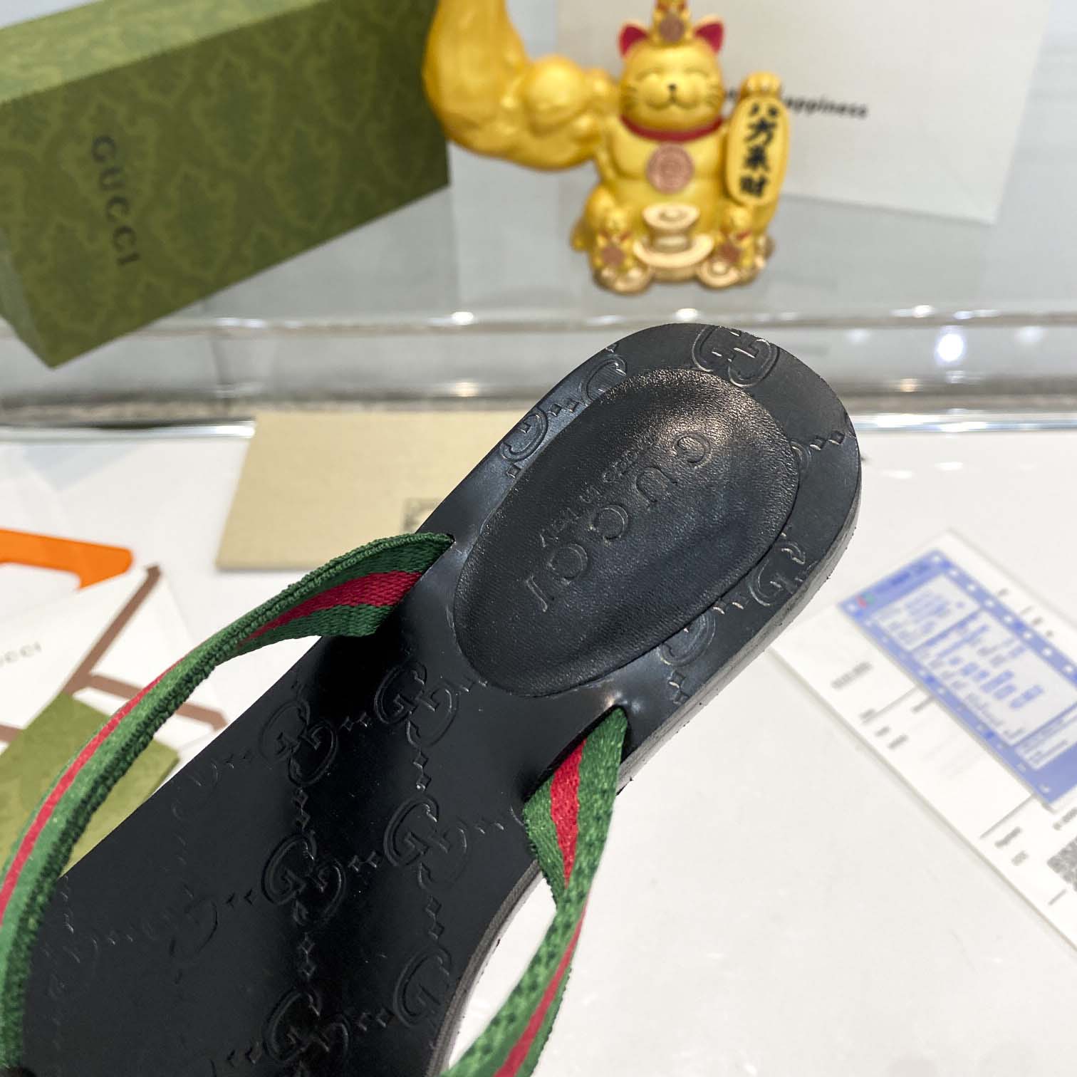 Gucci Thong Sandal With Web - DesignerGu