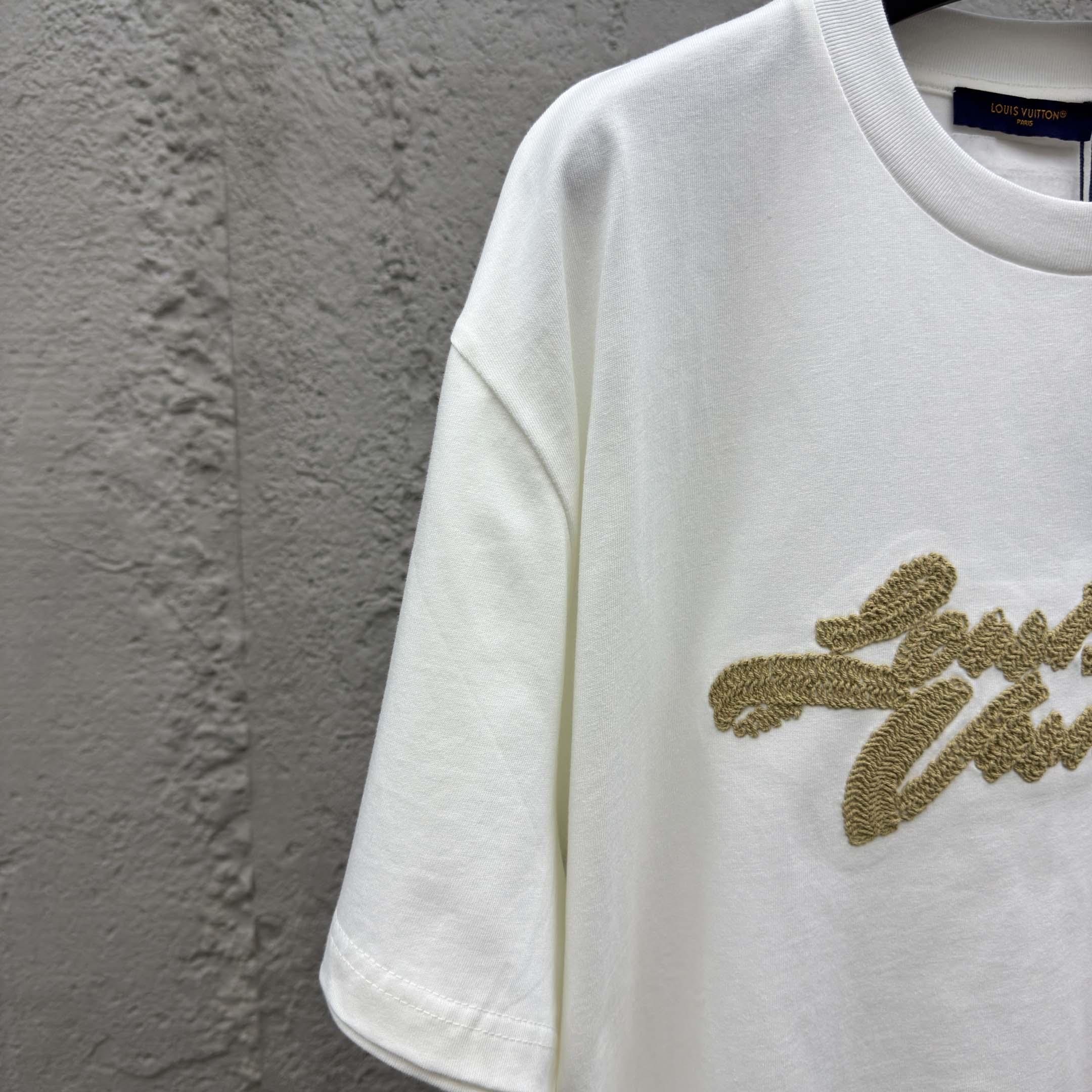 Louis Vuitton Embroidered Signature T-Shirt   1AHW84 - DesignerGu