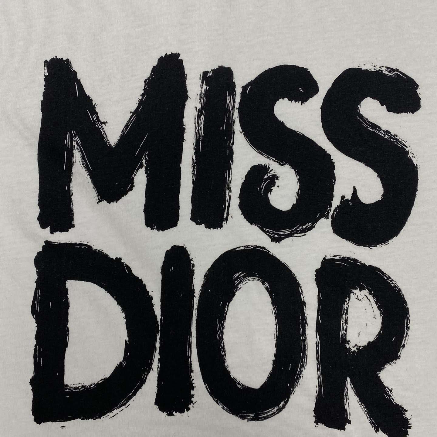 Dior T-Shirt White Cotton and Linen Jersey with Red Miss Dior Graffiti Motif - DesignerGu