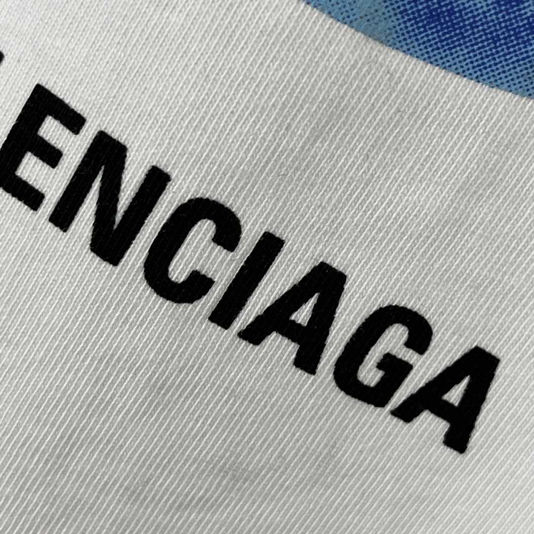 Balenciaga Planet Earth T-shirt - DesignerGu