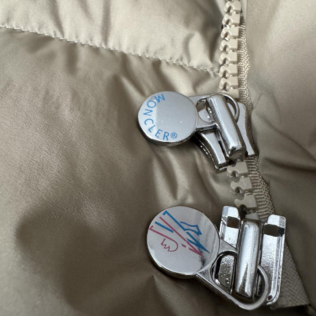 Moncler Maya 70 Hooded Short Down Jacket - DesignerGu