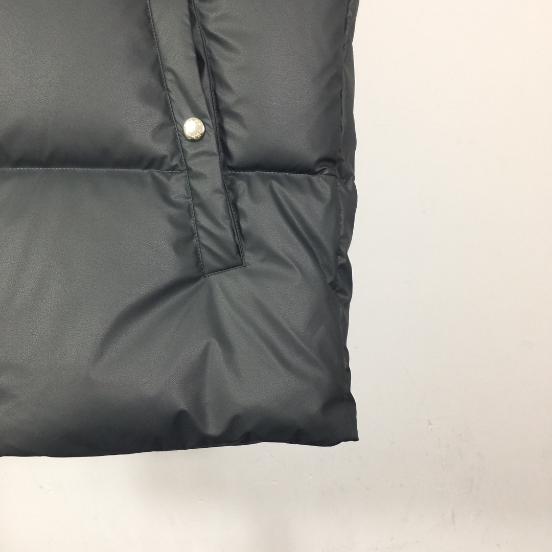 Prada Padded Re-Nylon Vest - DesignerGu