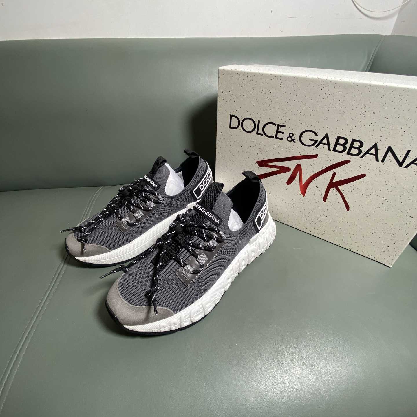 Dolce & Gabbana Lace-up Sneakers - DesignerGu