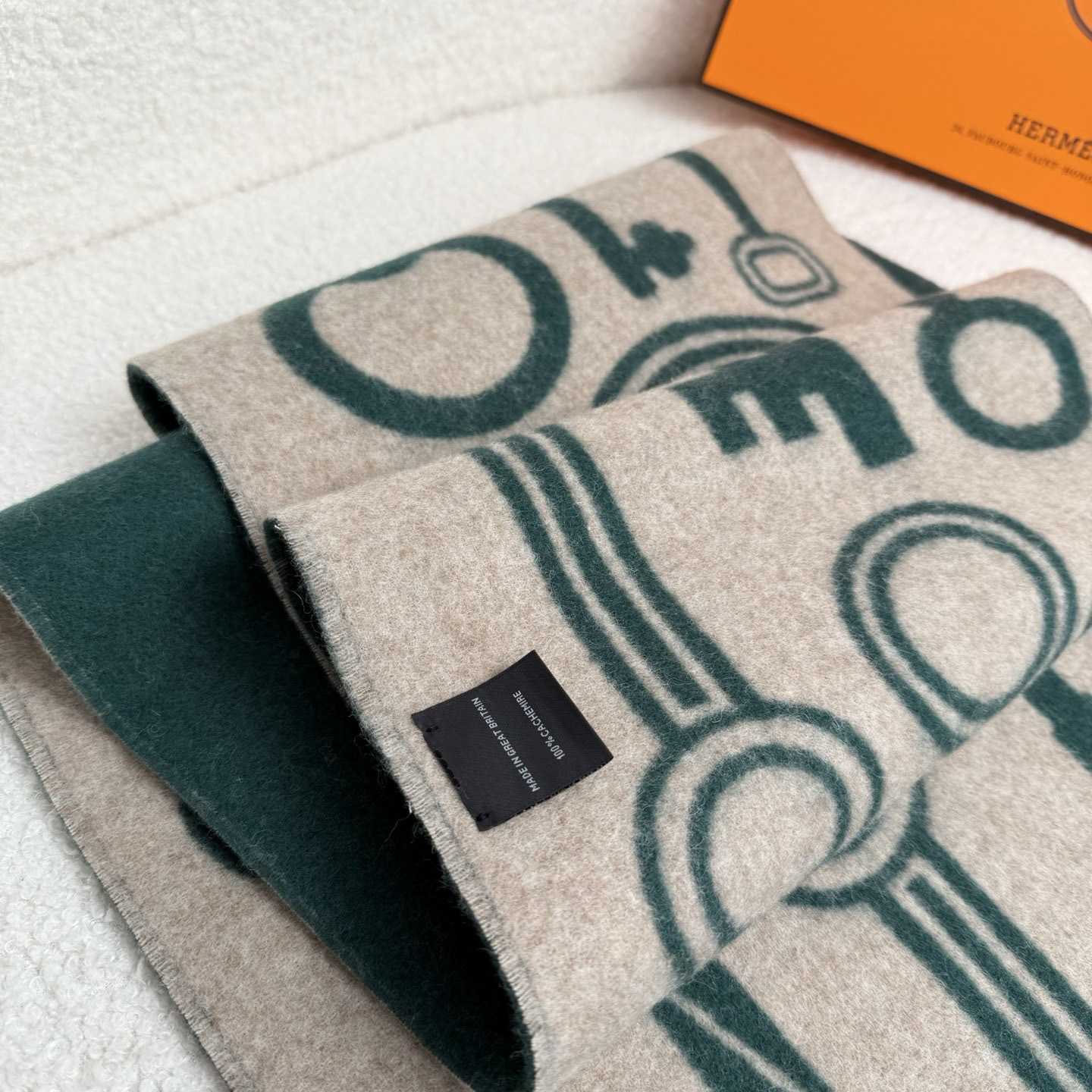 Hermes Casaque Porte-Clefs Scarf - DesignerGu