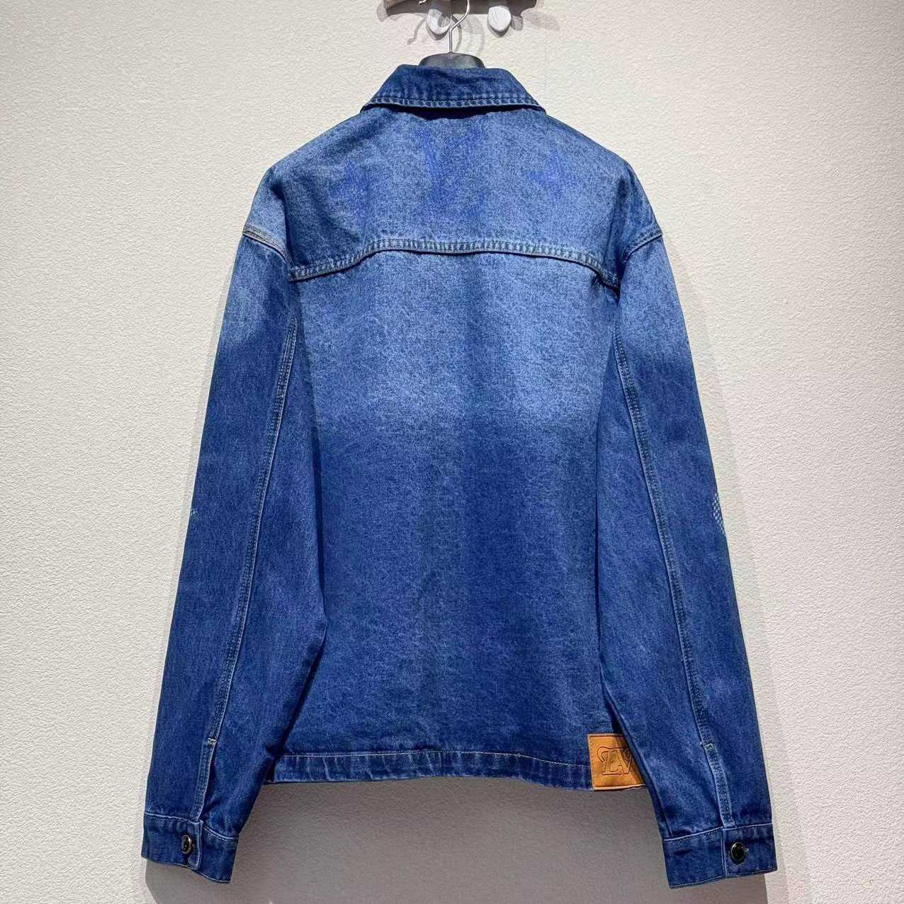Louis Vuitton Monogram Denim Workwear Overshirt   1AIK79 - DesignerGu