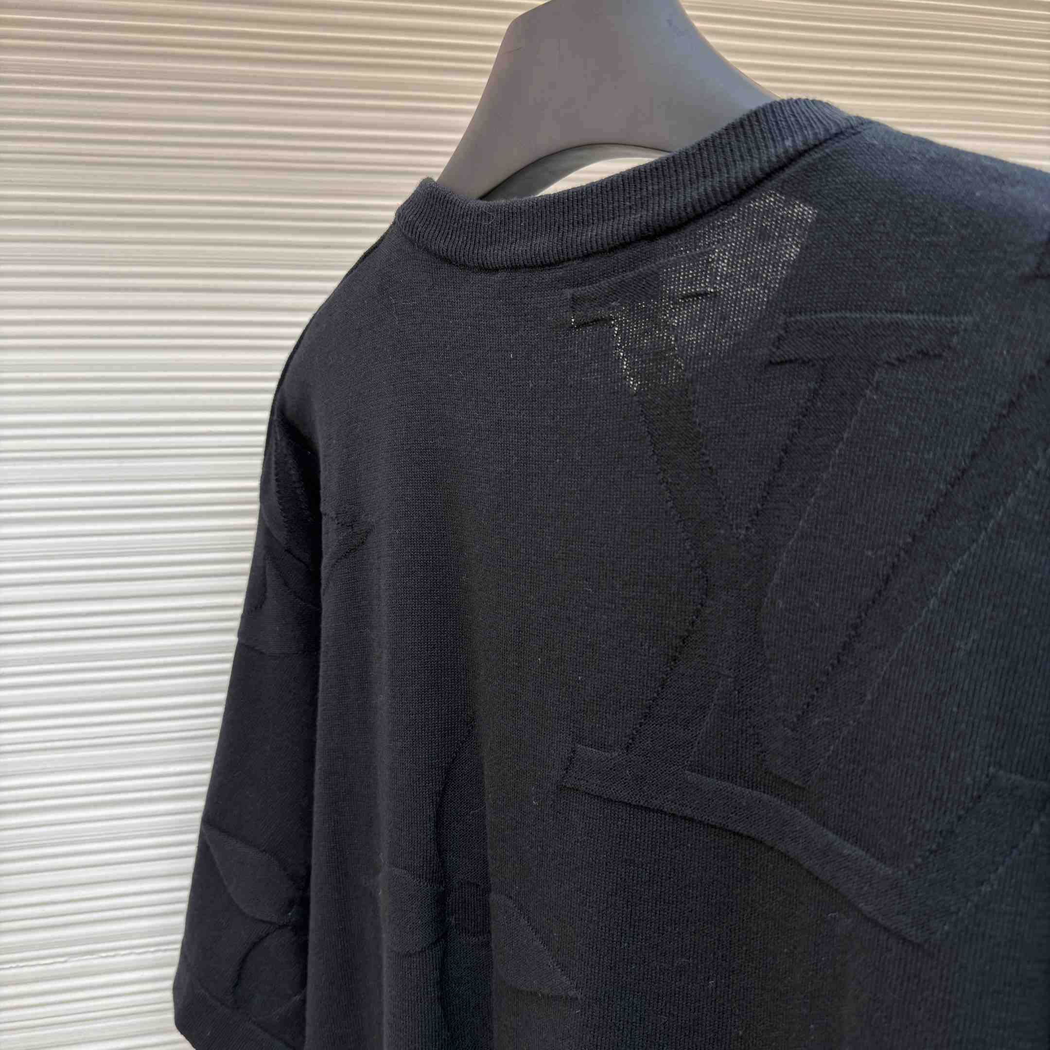 Louis Vuitton Monogram Short-Sleeved Cotton Crewneck    - DesignerGu