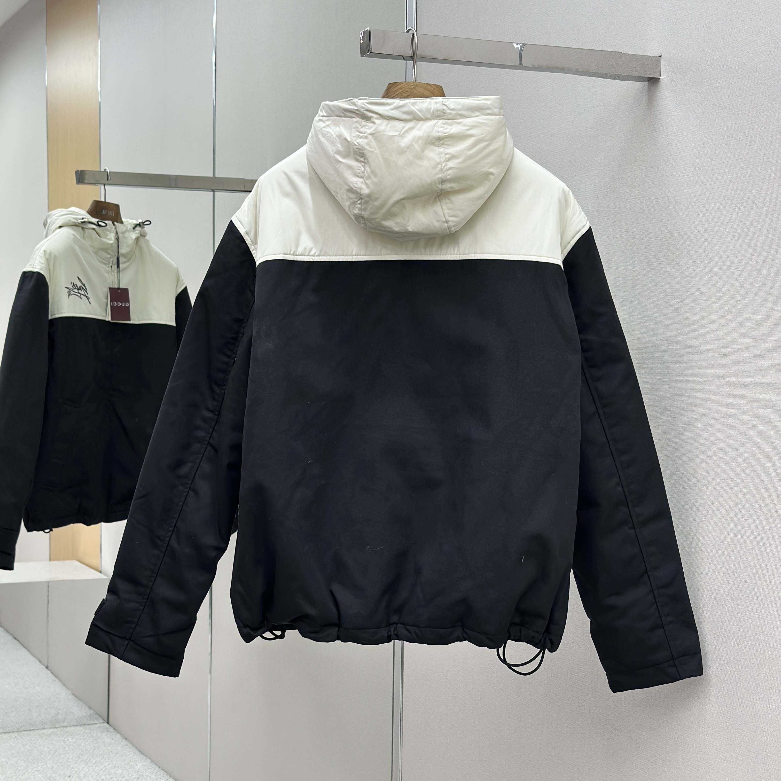 Gucci Canvas Hooded Jacket - DesignerGu