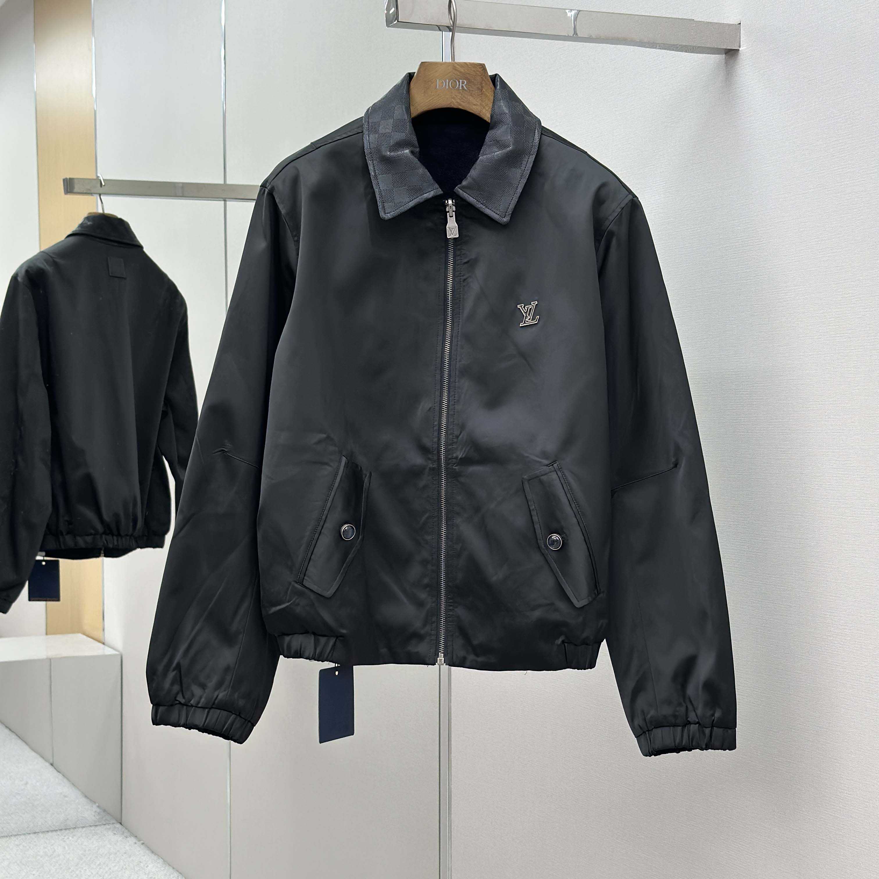 Louis Vuitton Monogram Chic Reversible Blouson    Louis Vuitton Monogram Chic Reversible Blouson    - DesignerGu