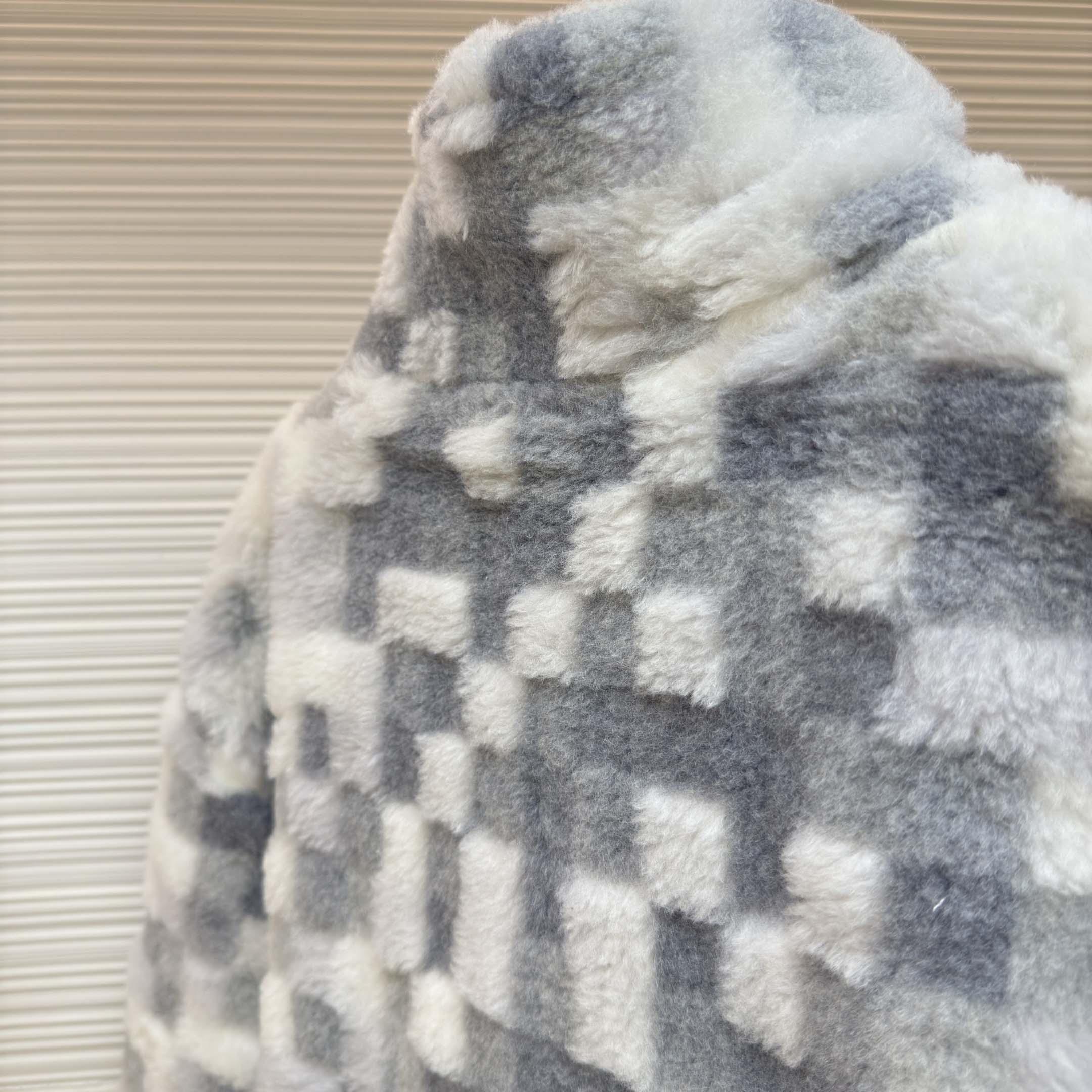 Louis Vuitton Fleece Blouson   1AGK16 - DesignerGu