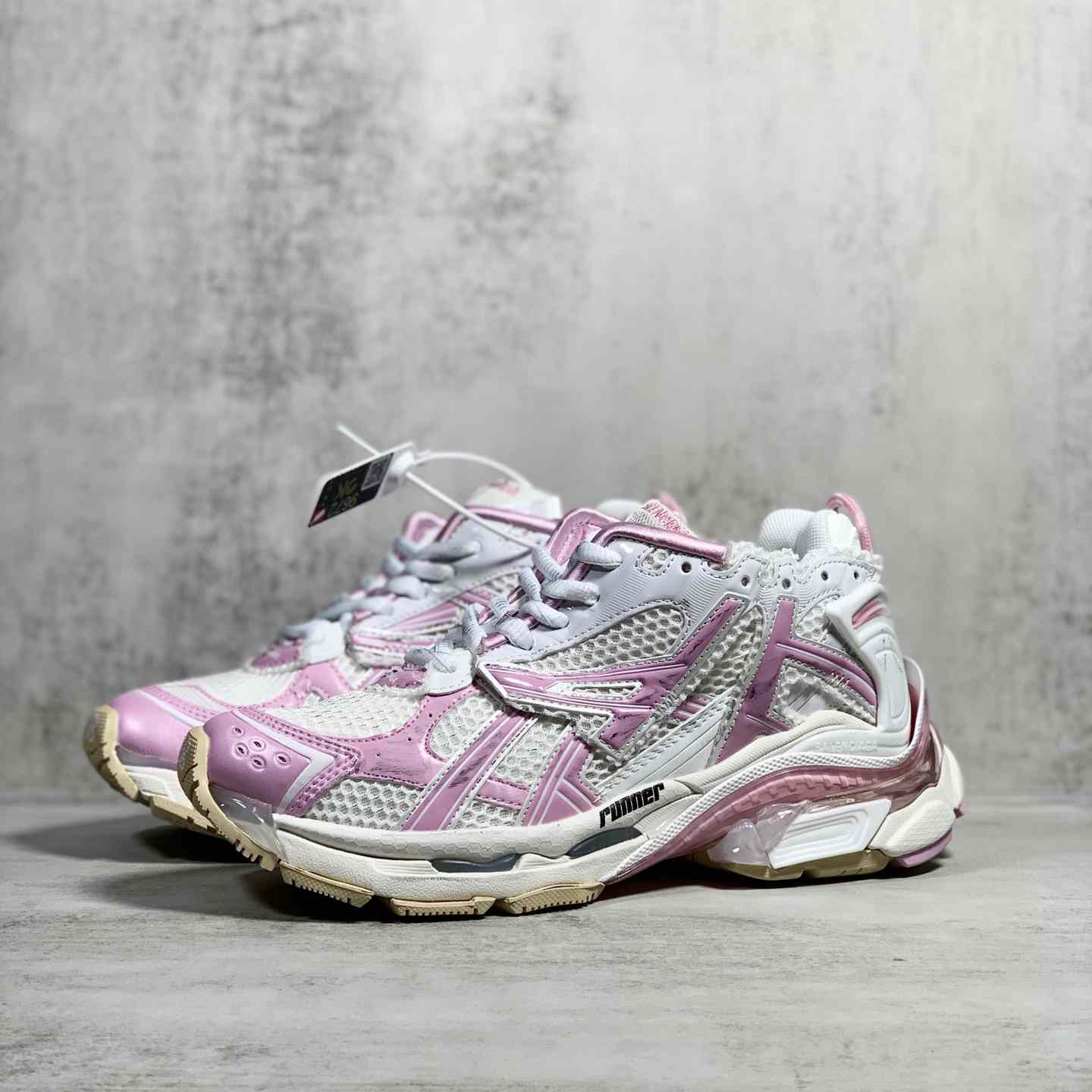 Balenciaga Runner Sneakers Balenciaga Runner Sneakers - DesignerGu