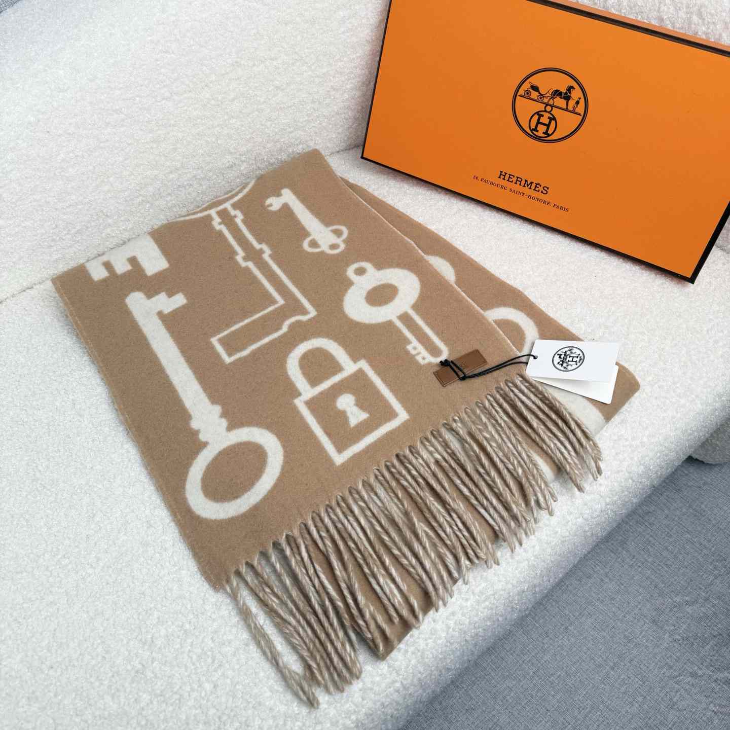 Hermes Casaque Porte-Clefs Scarf - DesignerGu