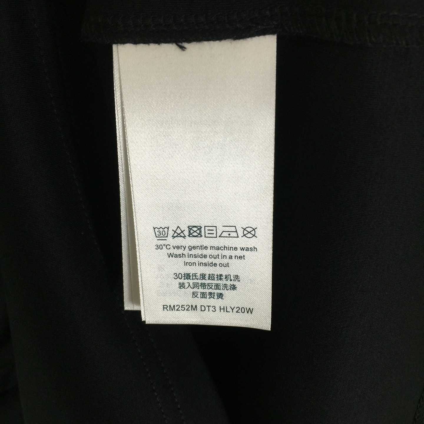 Louis Vuitton Cursive Signature T-Shirt - DesignerGu