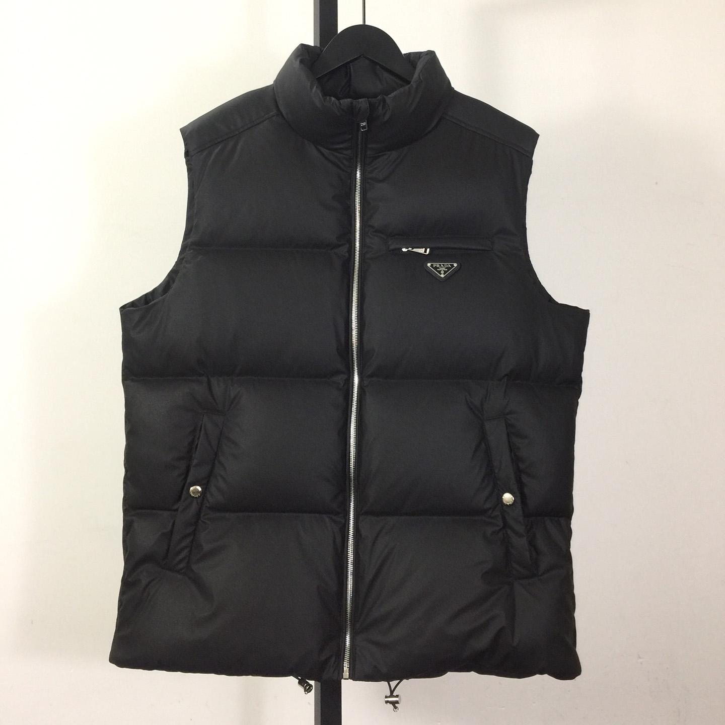 Prada Padded Re-Nylon Vest Prada Padded Re-Nylon Vest - DesignerGu