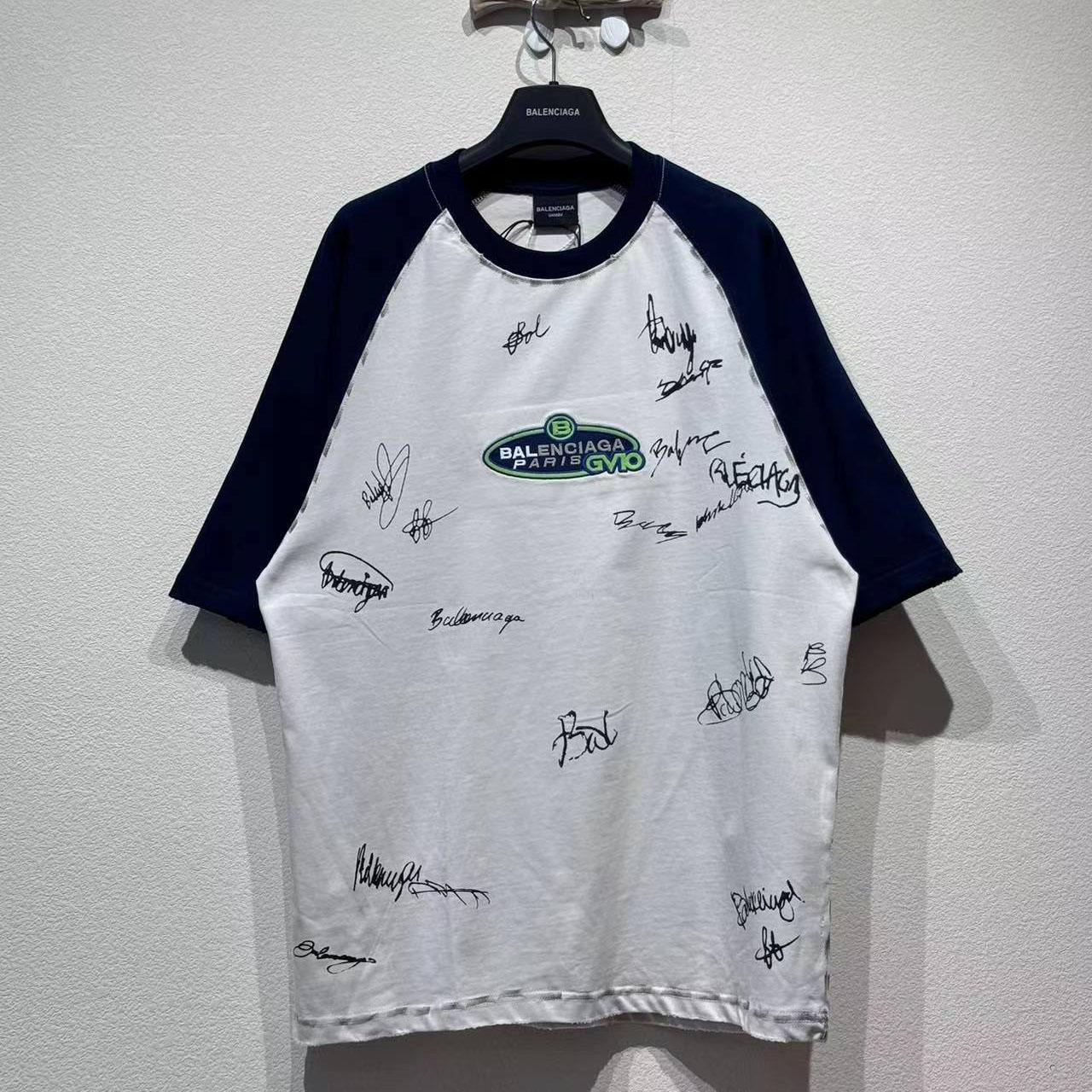 Balenciaga Banana Raglan Oversized T-Shirt In Dirty White And Blue Dry Jersey Balenciaga Banana Raglan Oversized T-Shirt In Dirty White And Blue Dry Jersey - DesignerGu