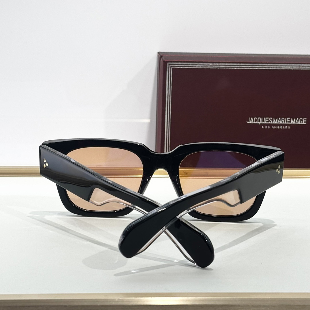 Jacquemus ENZO Sunglasses - DesignerGu