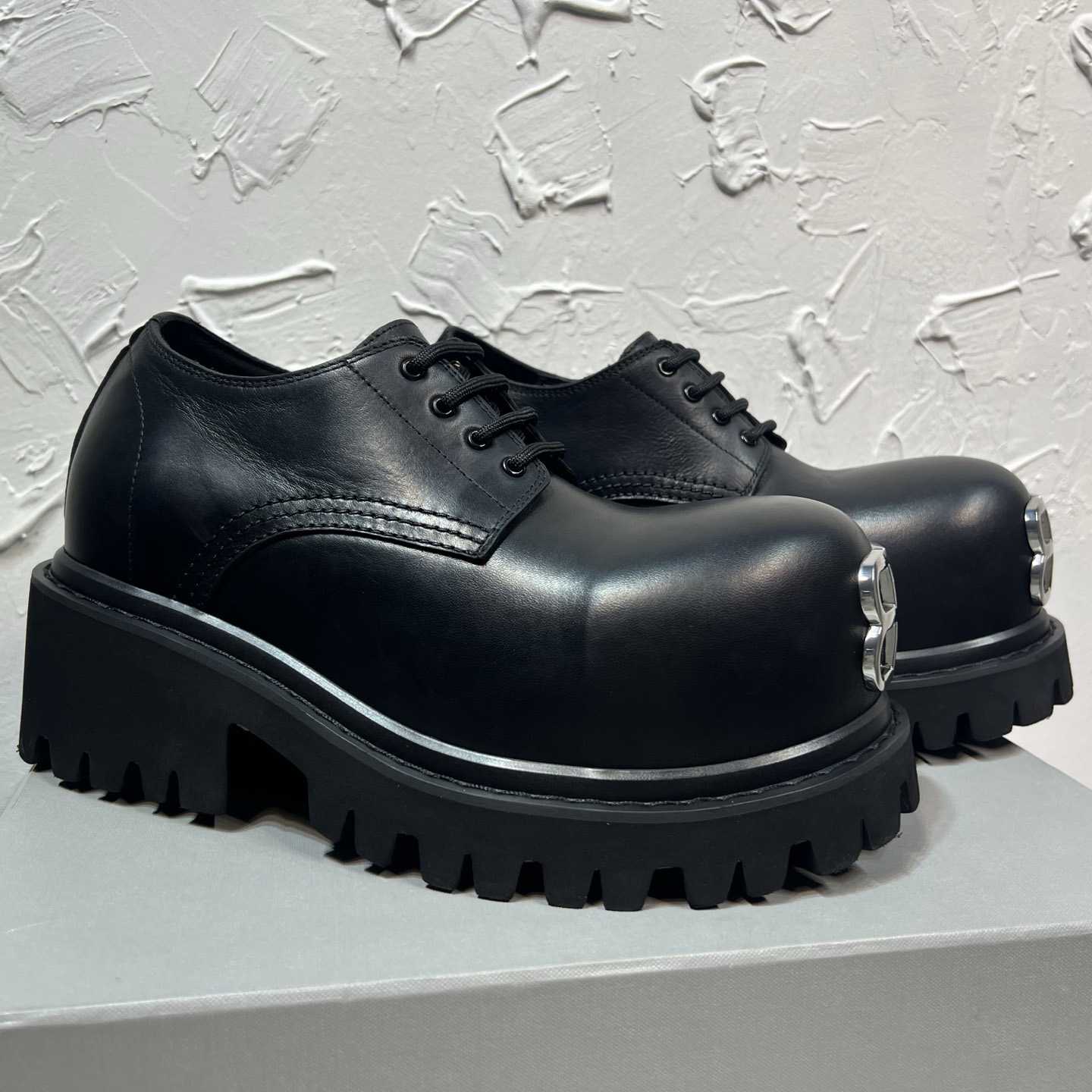 Balenciaga Stomper Derby In Black - DesignerGu