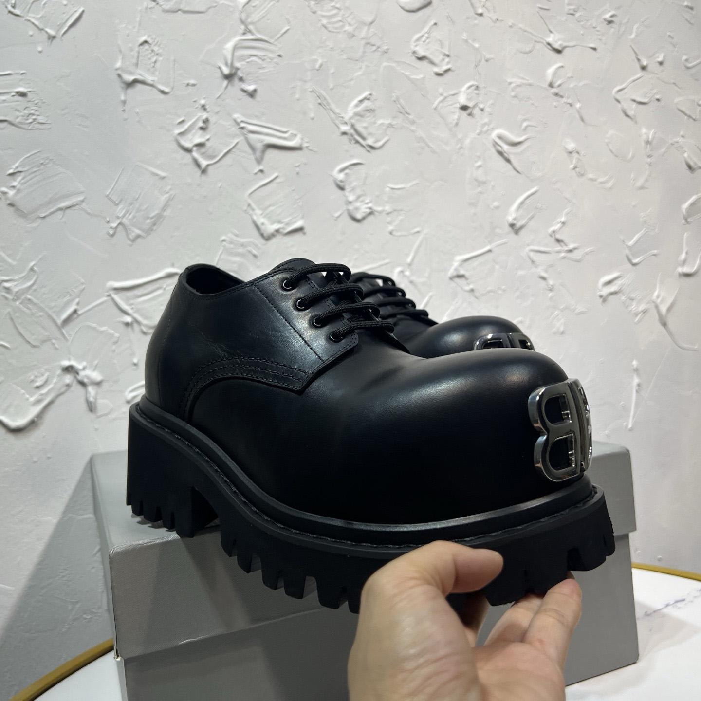 Balenciaga Stomper Derby In Black - DesignerGu