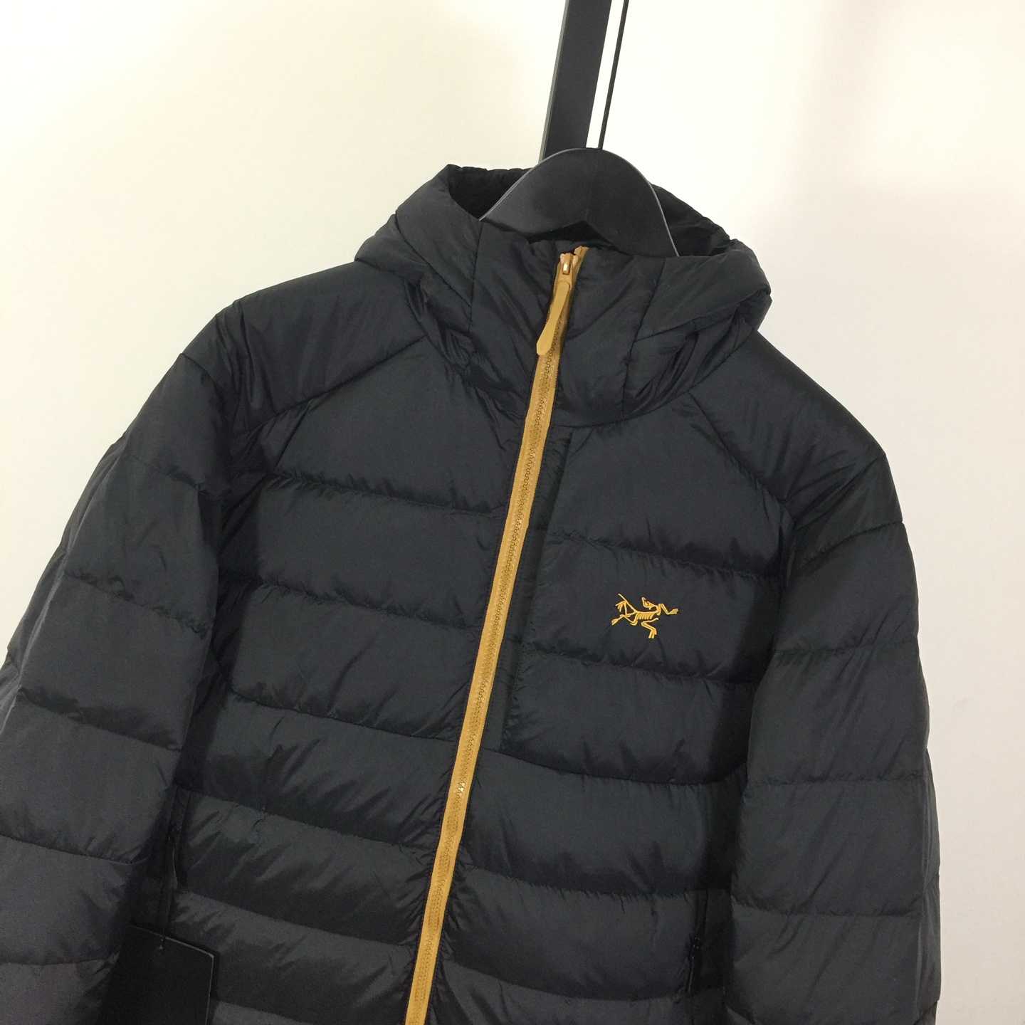 Arc'teryx Thorium Down Hooded Jacket - DesignerGu