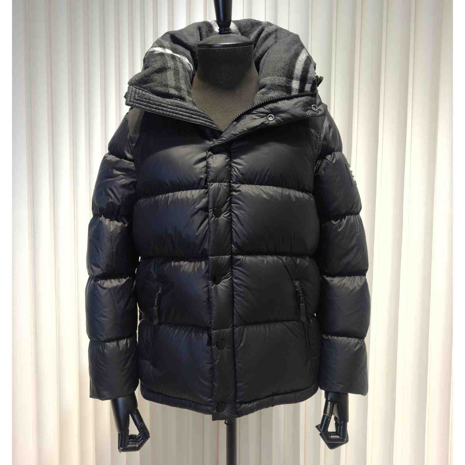 Burberry Down Jacket - DesignerGu