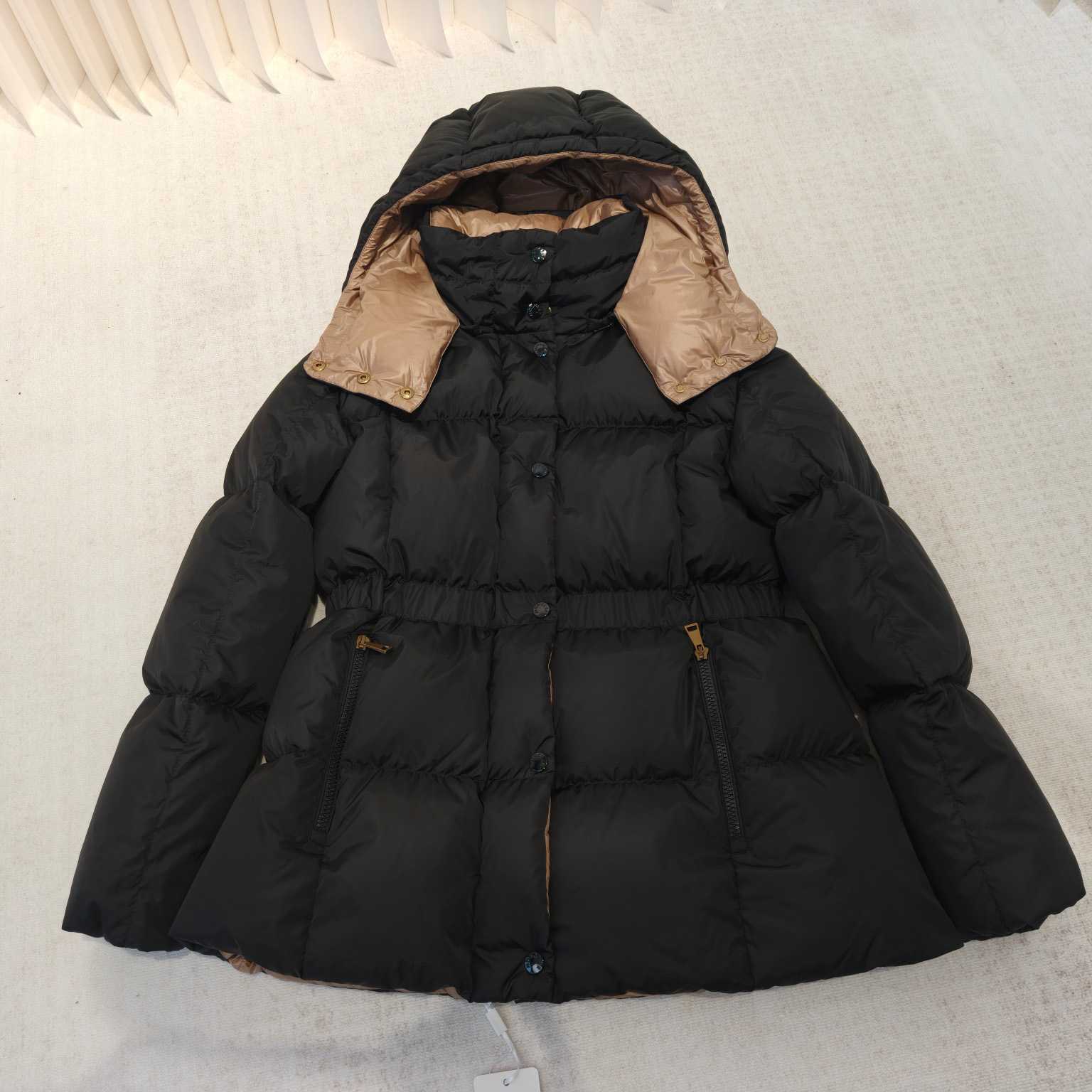 Moncler Agneux Square-Quilted Hooded Short Down Jacket - DesignerGu