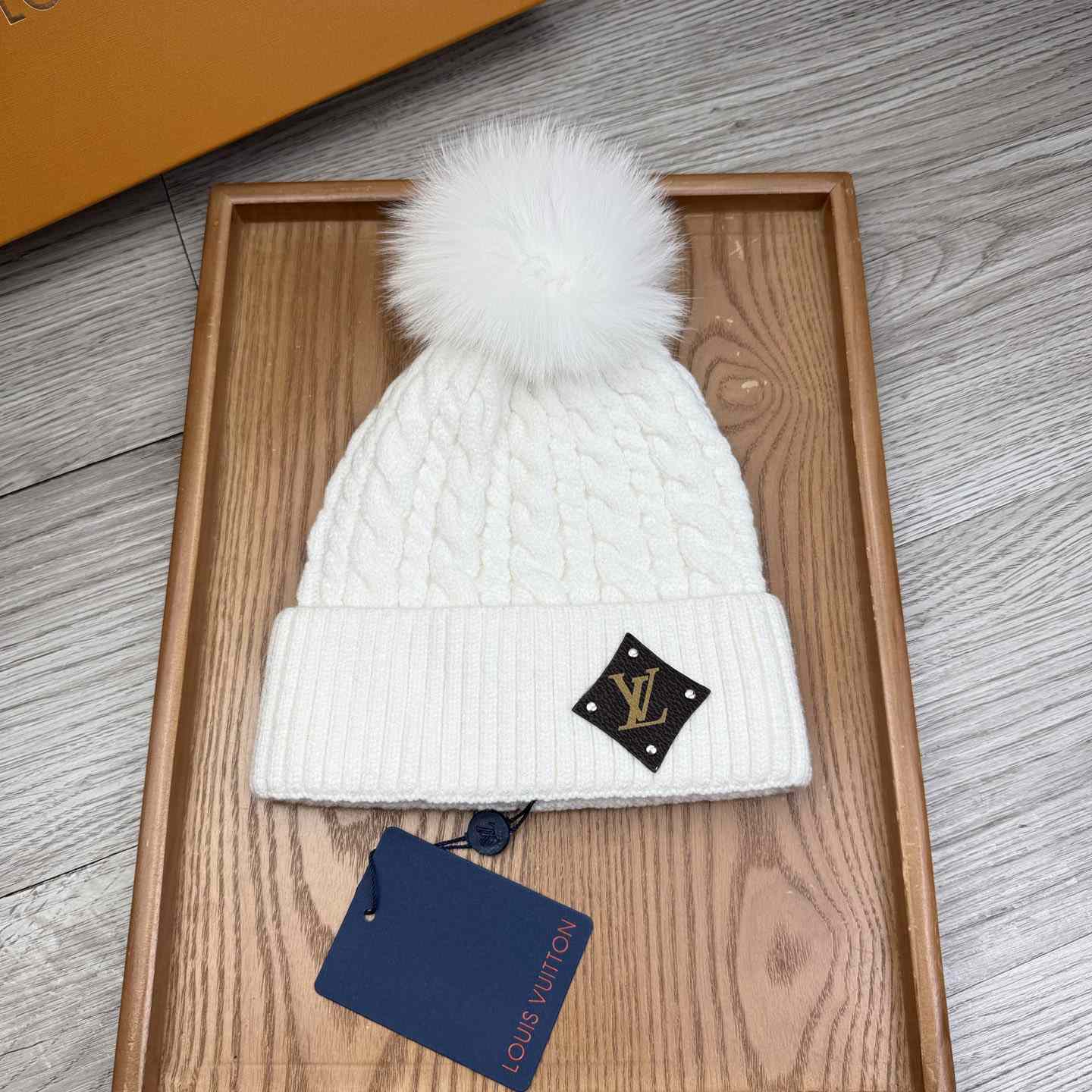 Louis Vuitton Beanie  - DesignerGu