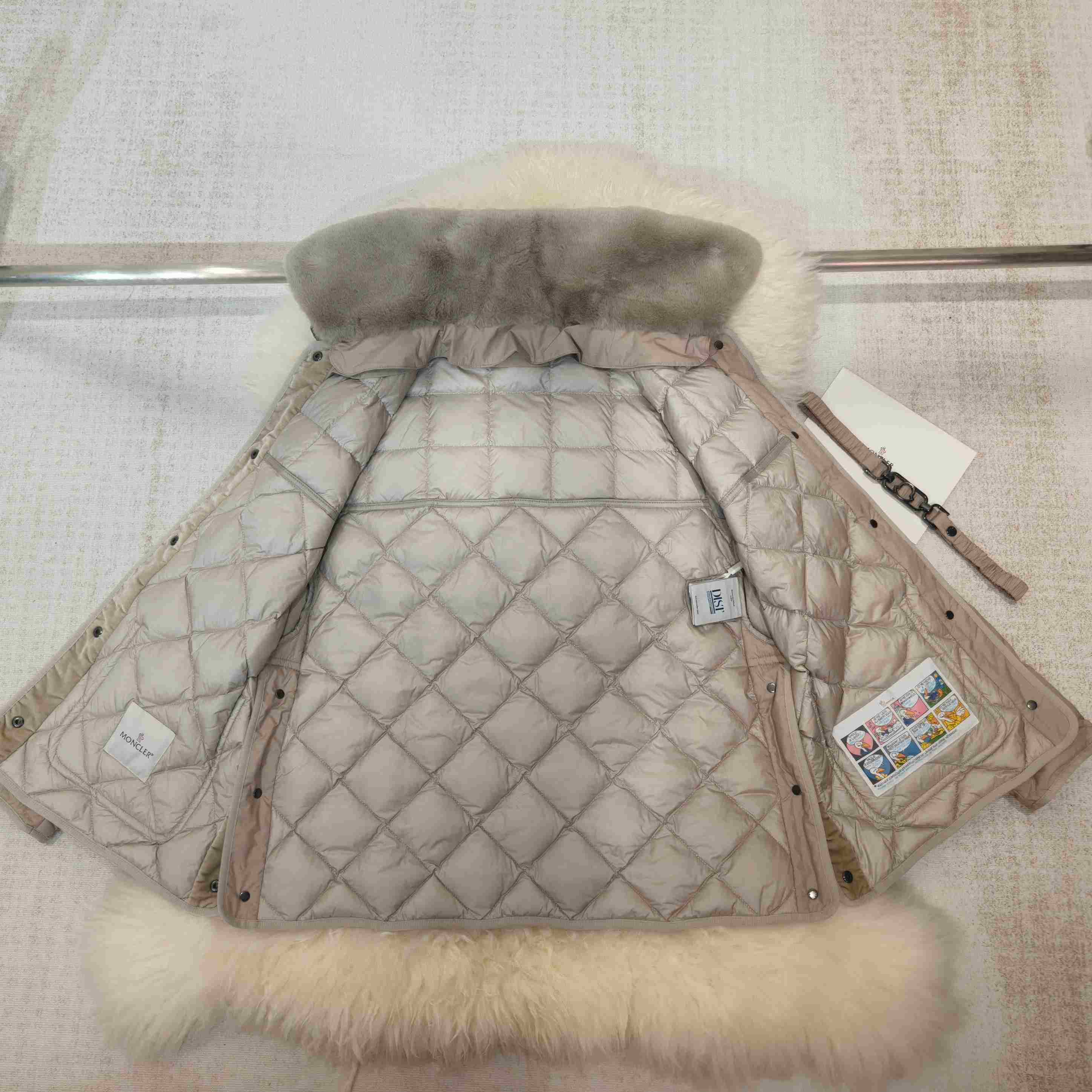 Moncler Cygne Faux Fur-Trimmed Short Down Jacket - DesignerGu