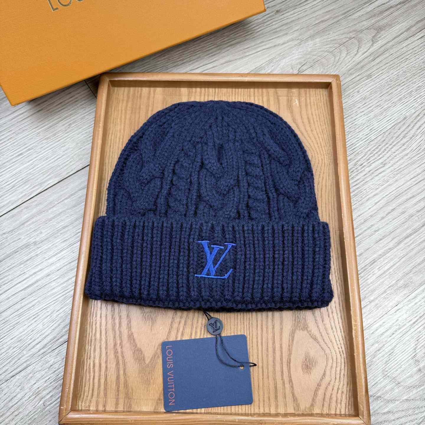 Louis Vuitton Beanie  - DesignerGu