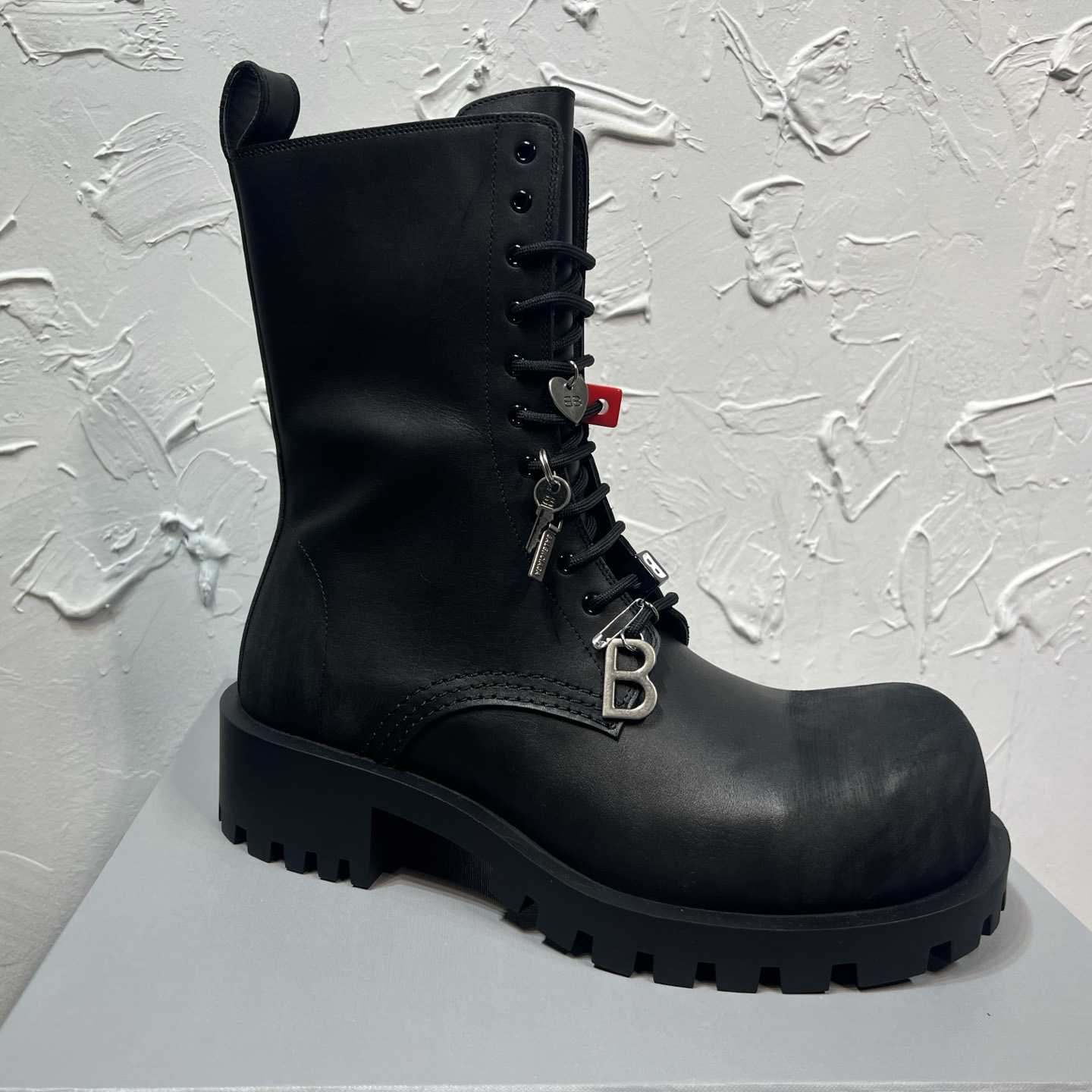 Balenciaga Hummer Lace-Up Bootie In Black - DesignerGu