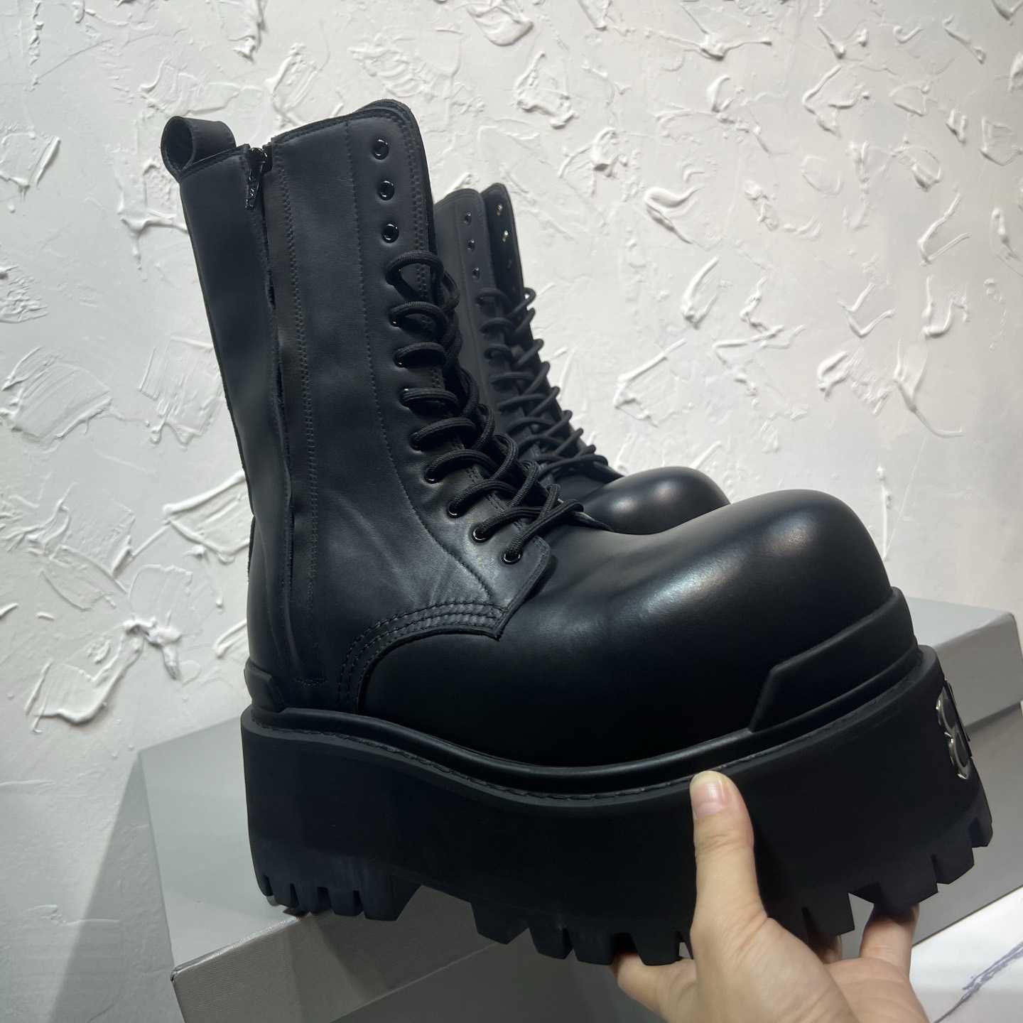 Balenciaga Strike Platform Bootie In Black - DesignerGu