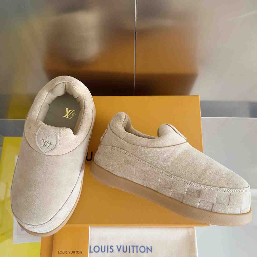Louis Vuitton LV Yeti Slip On    - DesignerGu