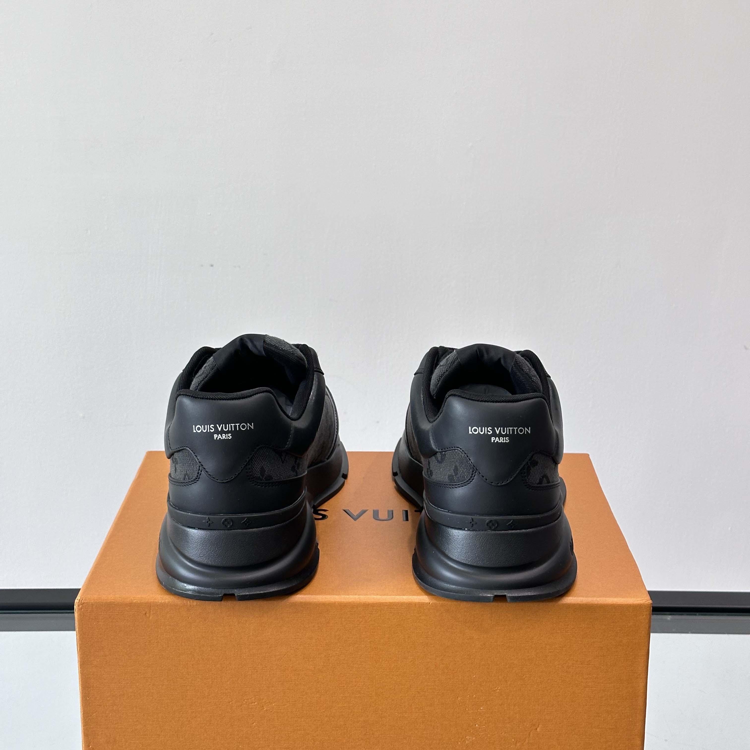 Louis Vuitton LV Classic Sneaker - DesignerGu
