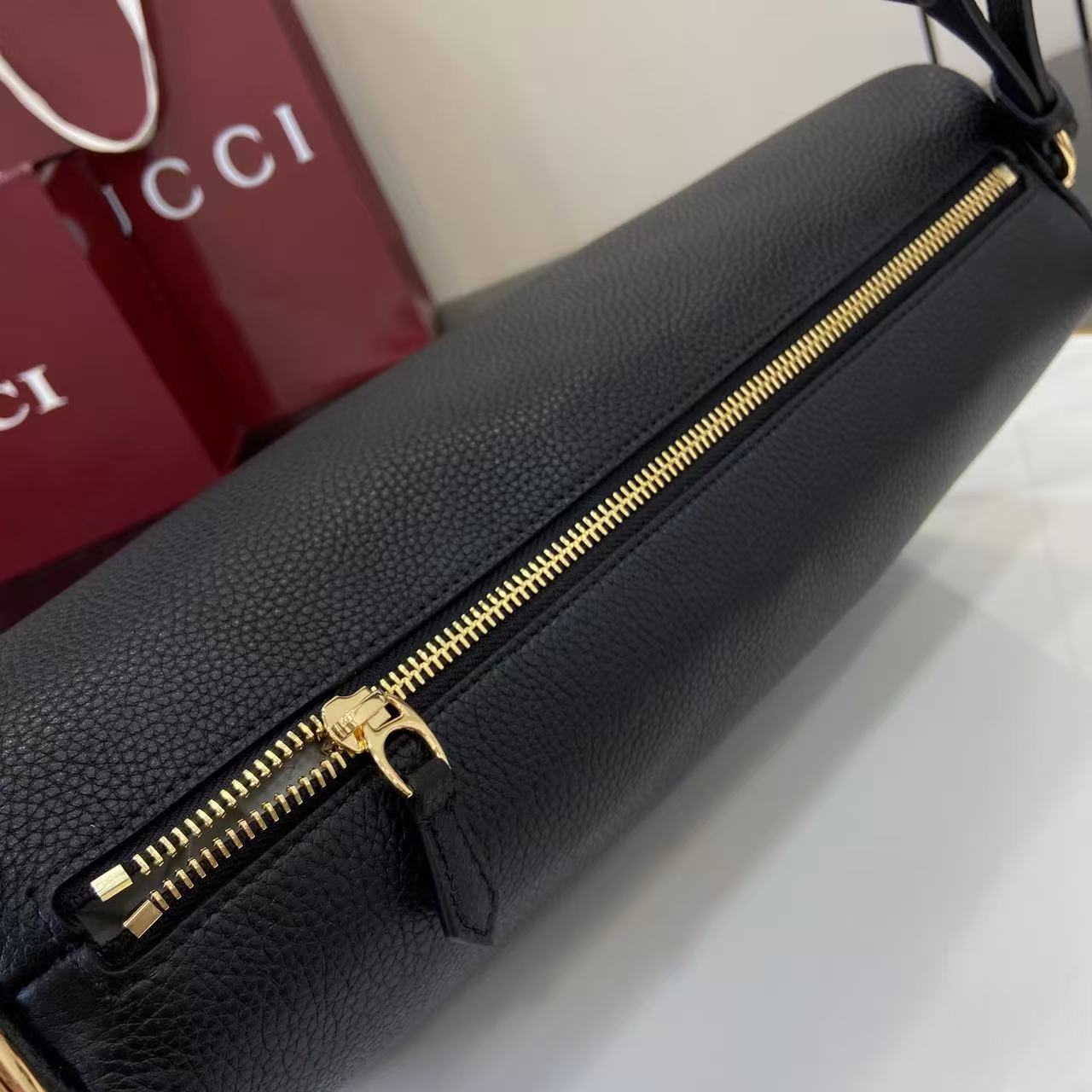 Gucci Half Horsebit Medium Shoulder Bag - DesignerGu