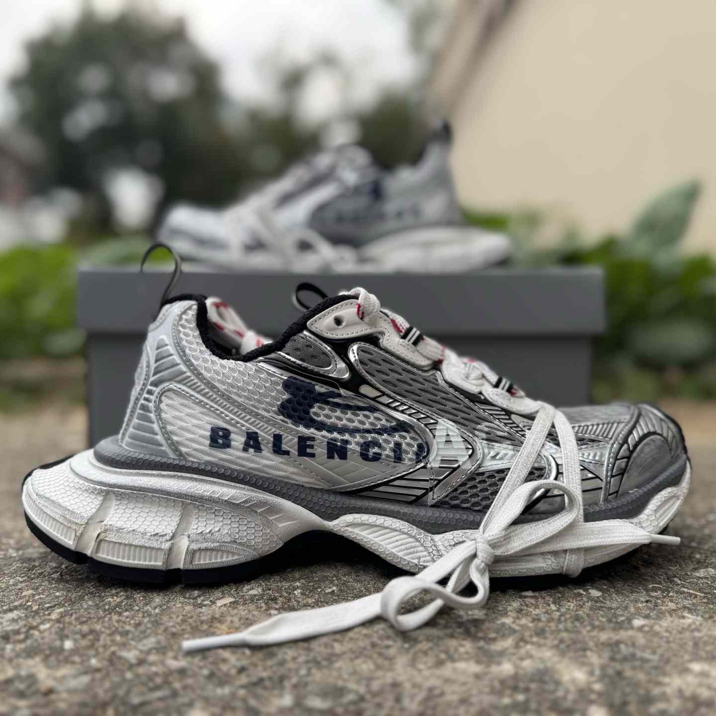 Balenciaga 3XL Mesh “Grey” Distressed Low-Top Dad Sneakers 840090 W3XSG 9239 - DesignerGu