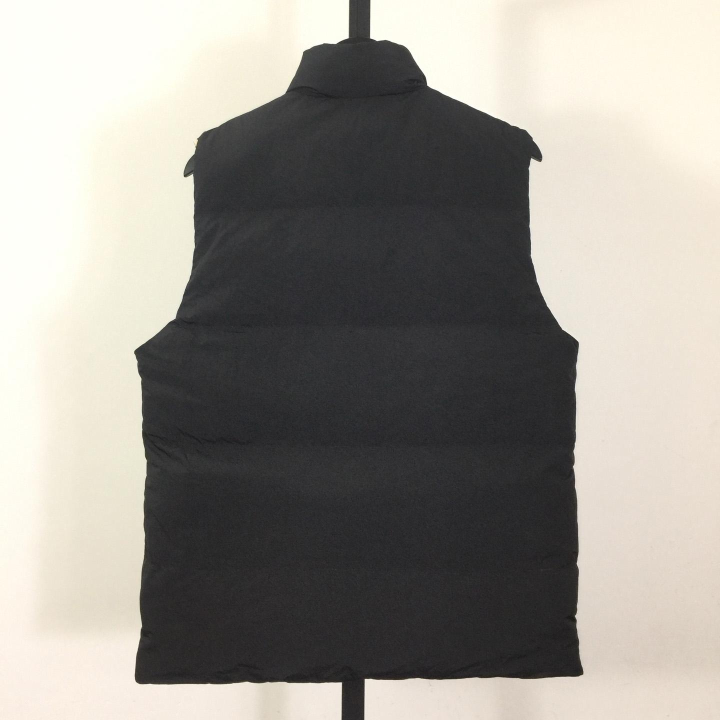 Burberry Reversible Check Puffer Gilet - DesignerGu