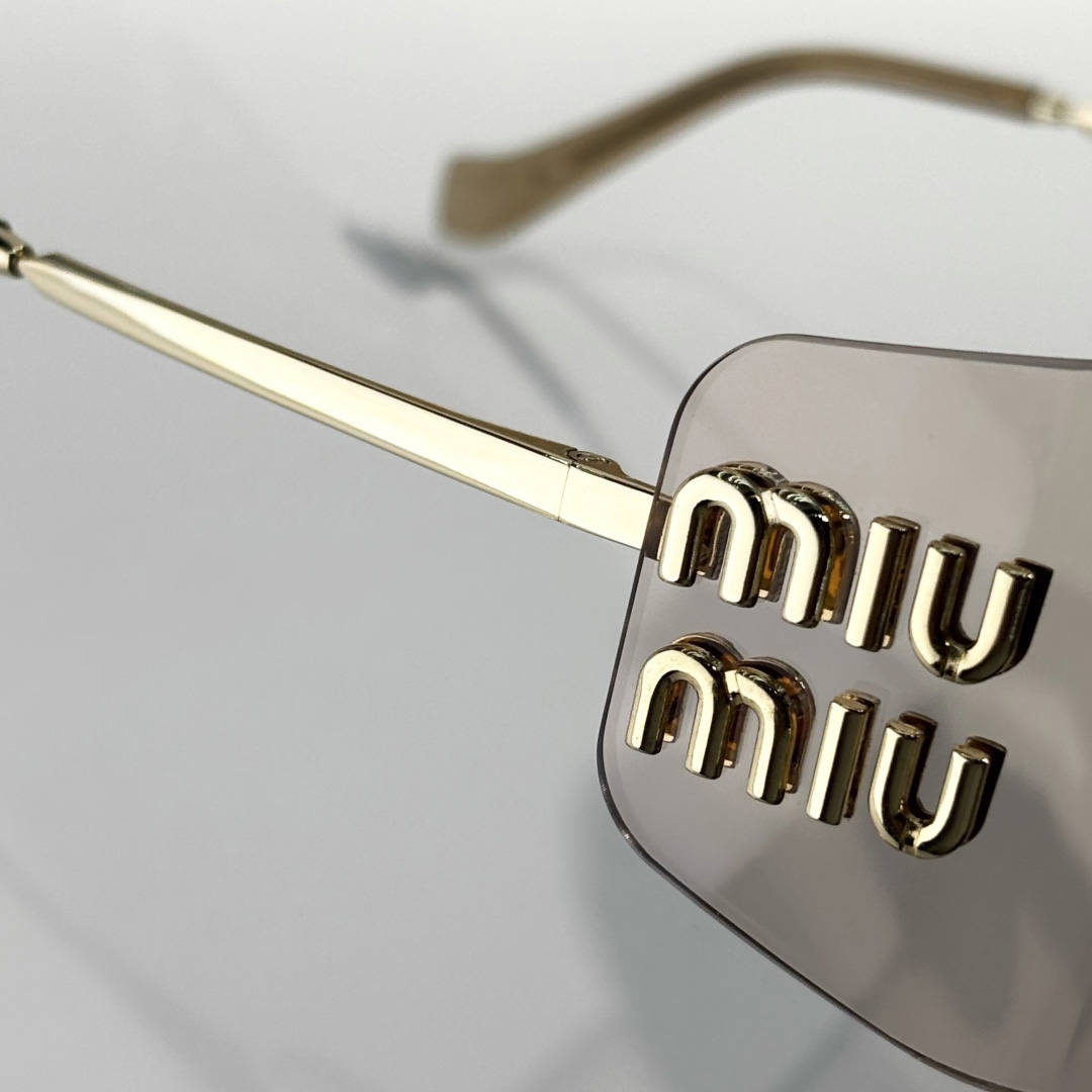 Miu Miu OMU B53S Sunglasses - DesignerGu