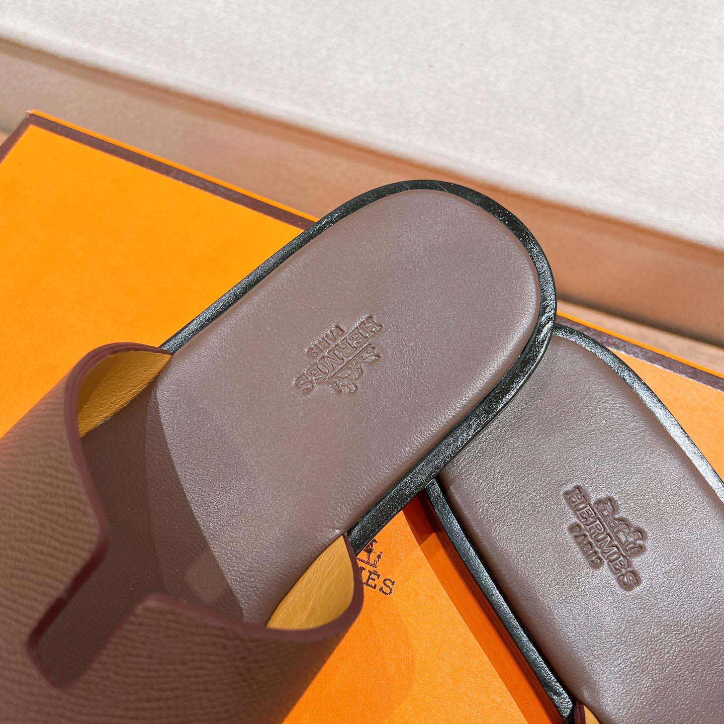 Hermes Izmir Sandal - DesignerGu