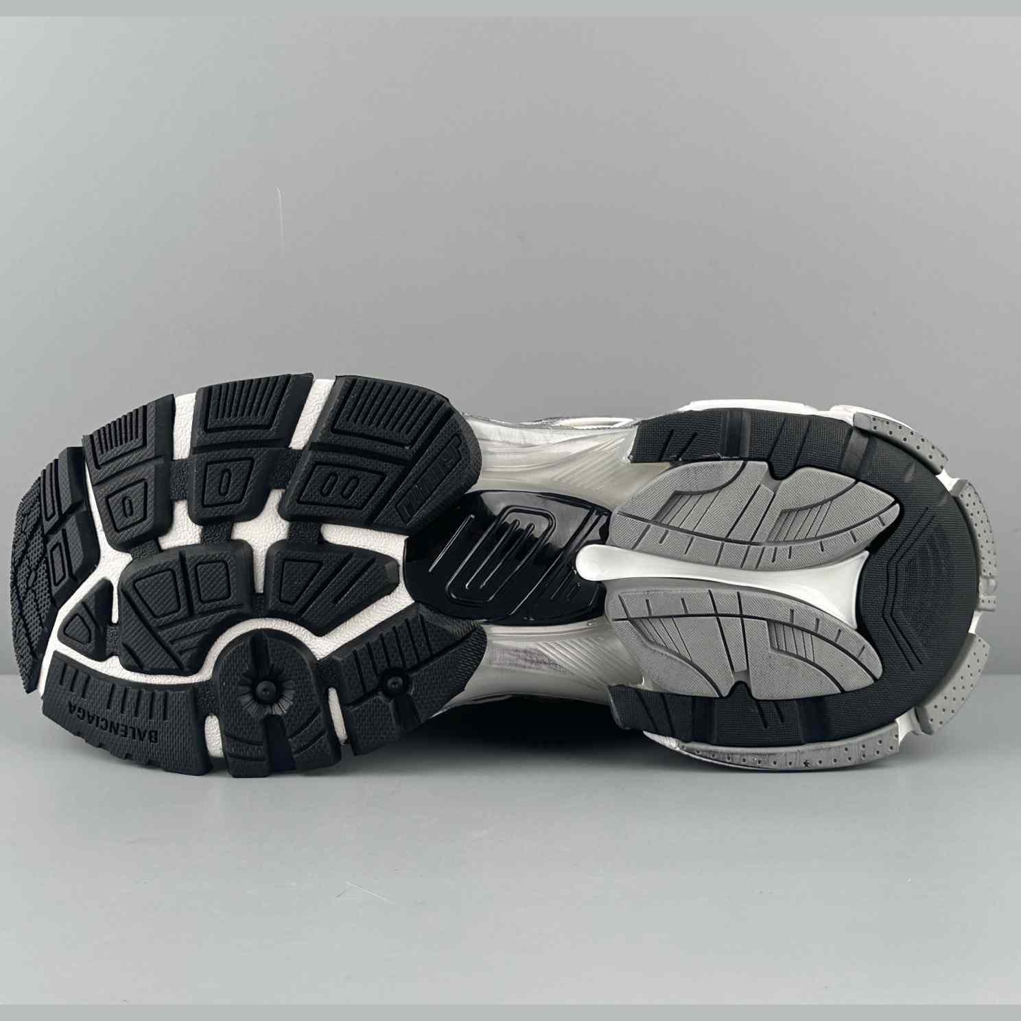 Balenciaga Runner Sneaker In Grey, White And Black - DesignerGu