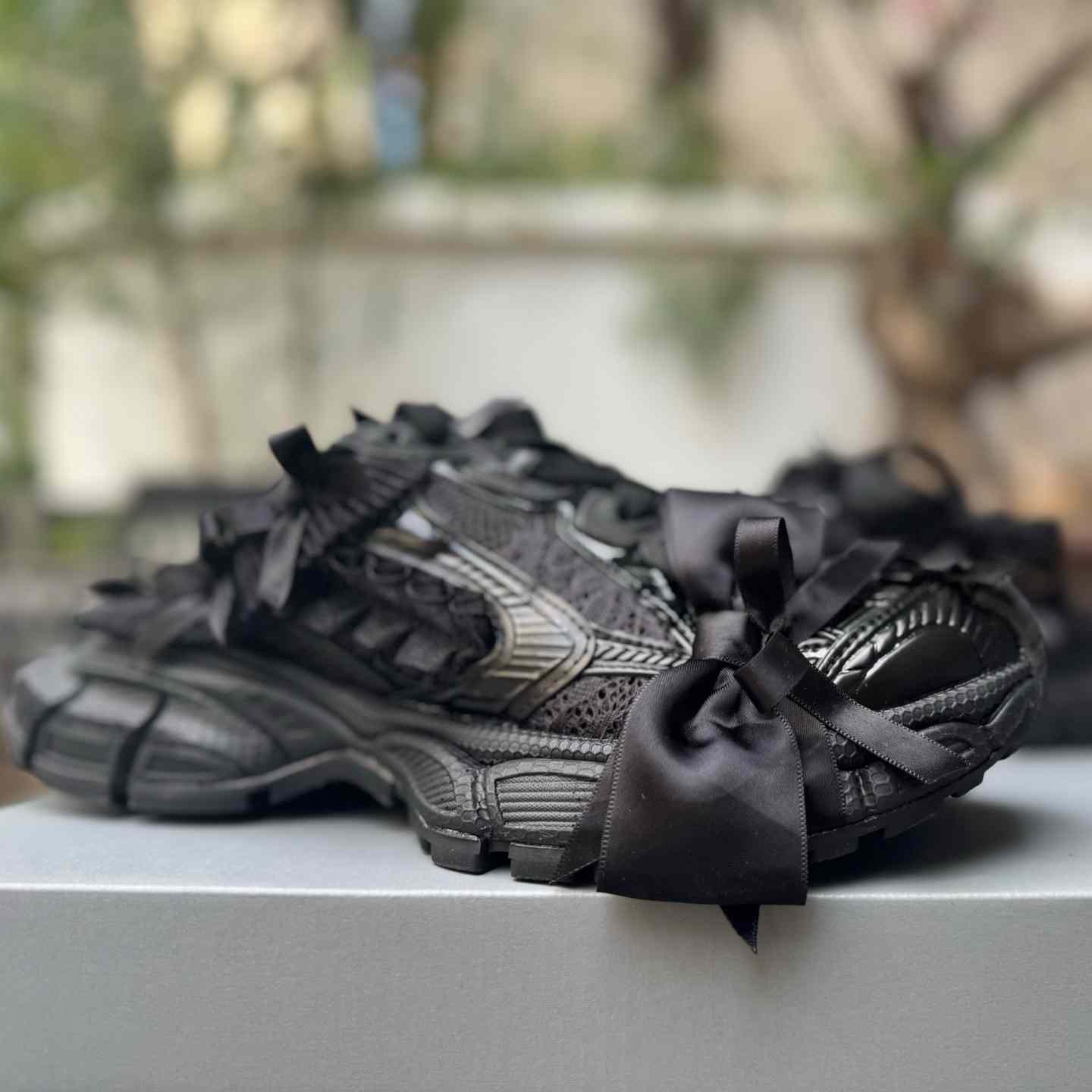 Balenciaga 3XL Mule “Black” Distressed Closed-Toe Half Slip-On Sneaker  - DesignerGu