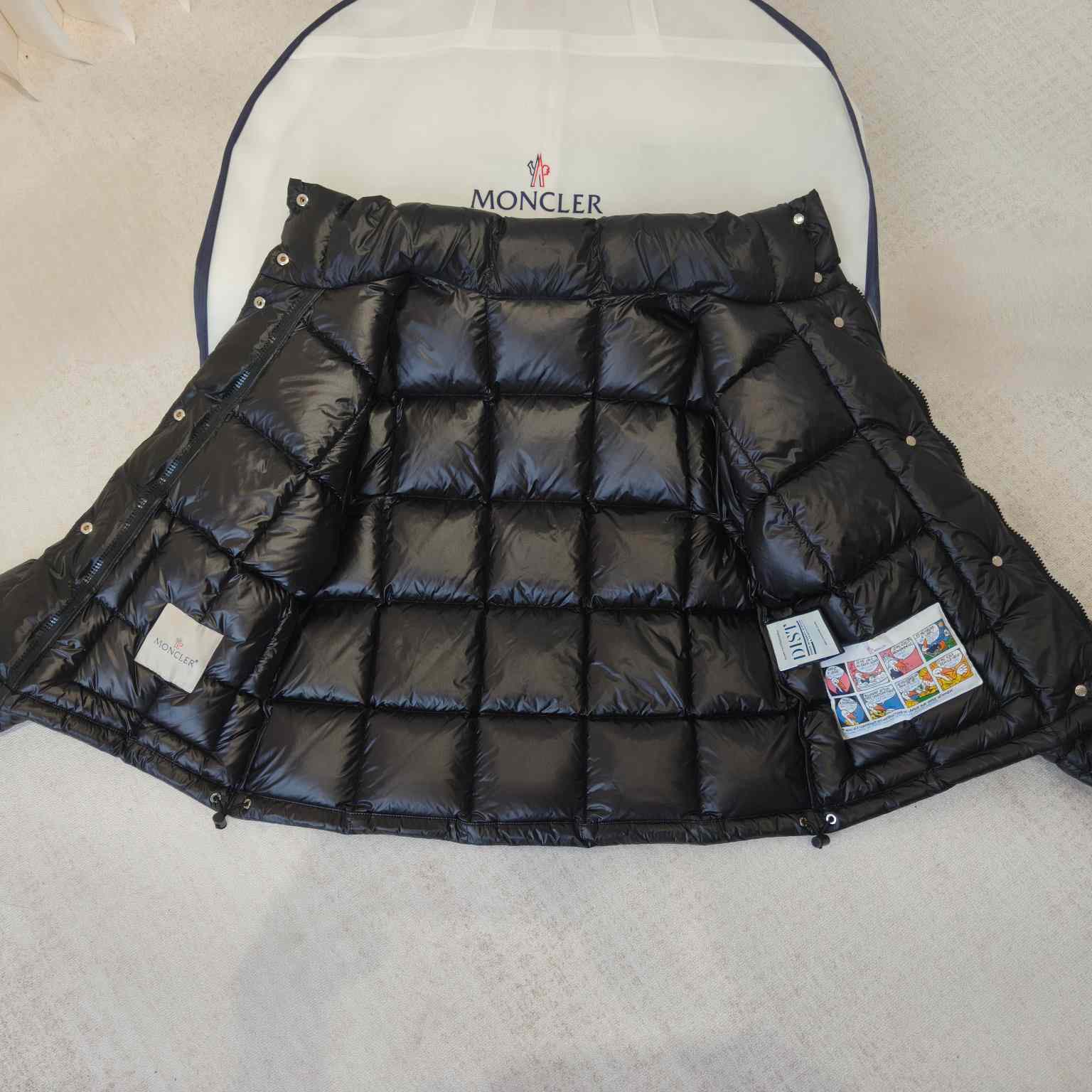 Moncler Jarcieu Braided Trim Short Down Jacket  - DesignerGu