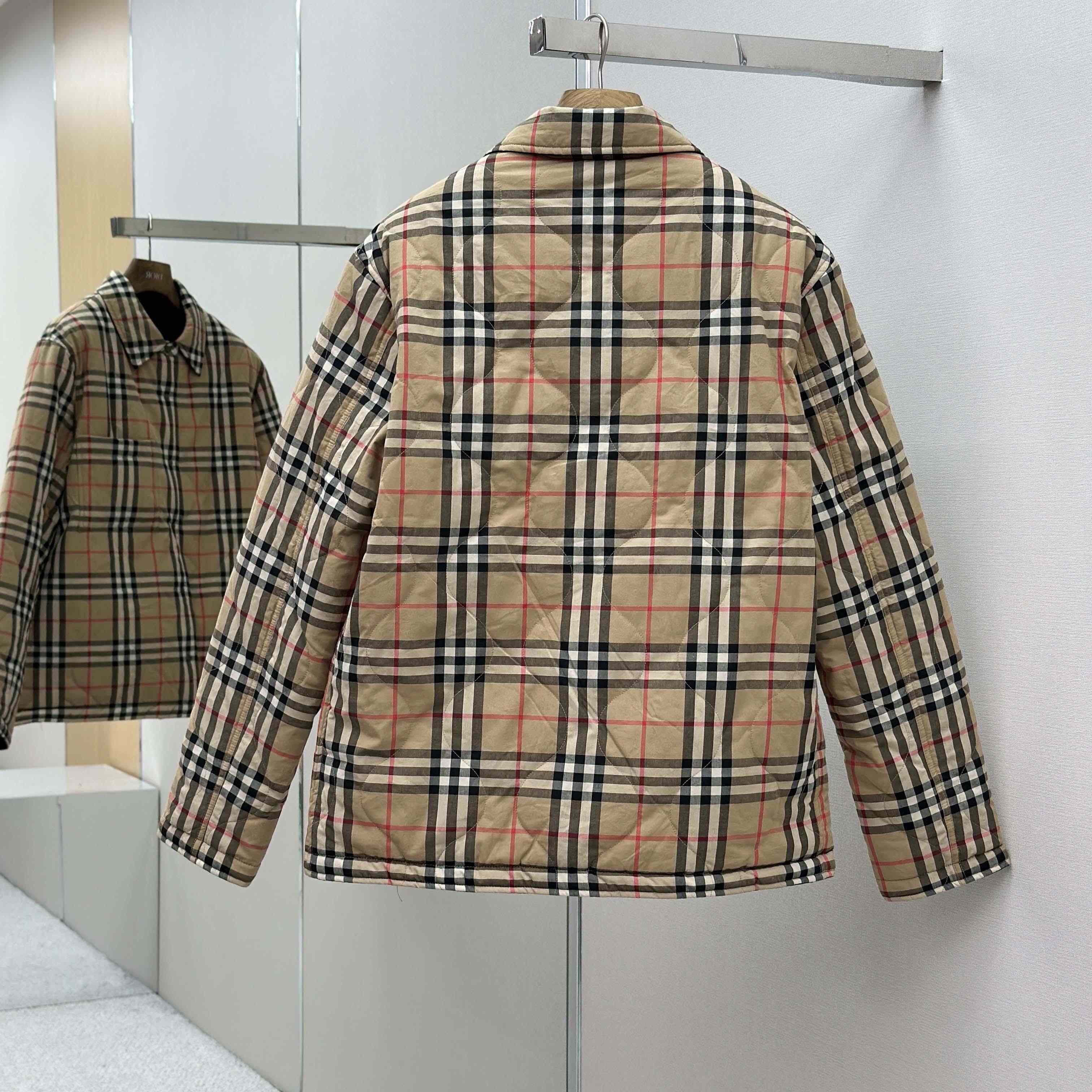 Burberry Reversible Vintage Check Jacket - DesignerGu