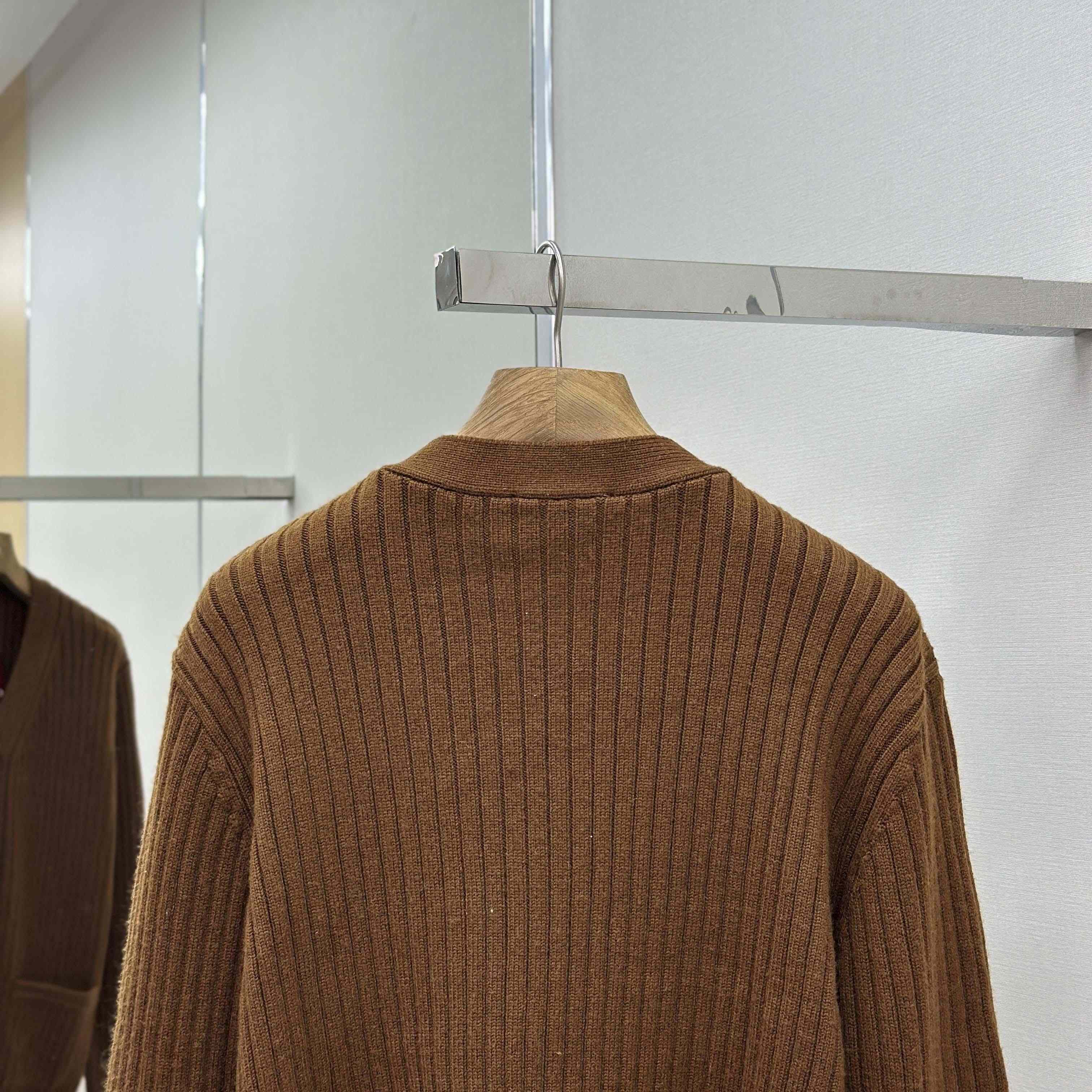 Gucci Rib Wool Cashmere Knit Cardigan - DesignerGu