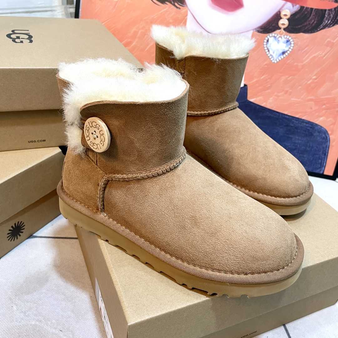 Ugg Boots - DesignerGu