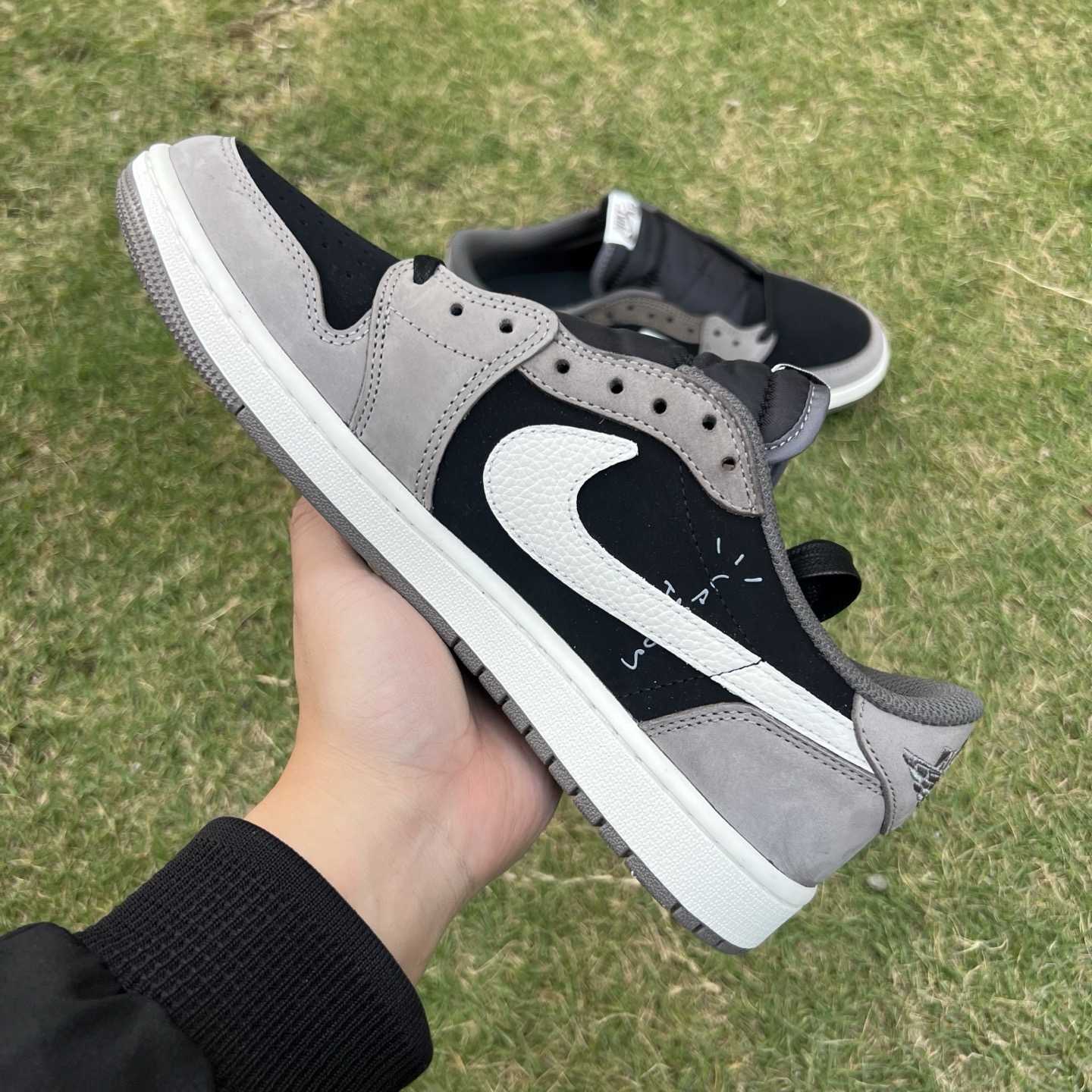 Travis Scott x Air Jordan 1 Low OG “Cactus Jack” Black/Grey Low-Top Sneaker DM7866-201 - DesignerGu