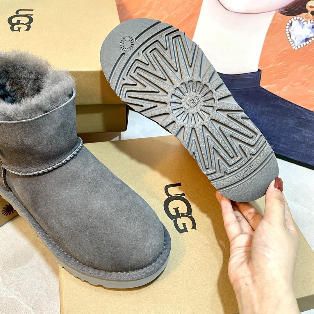 Ugg Boots - DesignerGu
