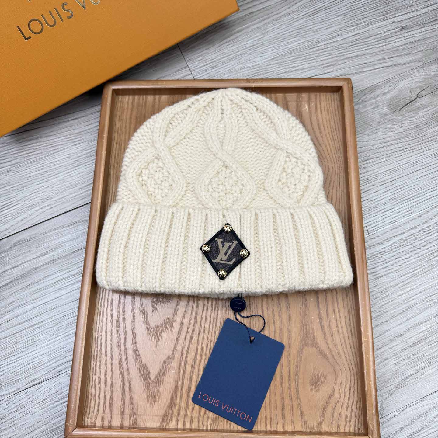 Louis Vuitton Beanie  - DesignerGu