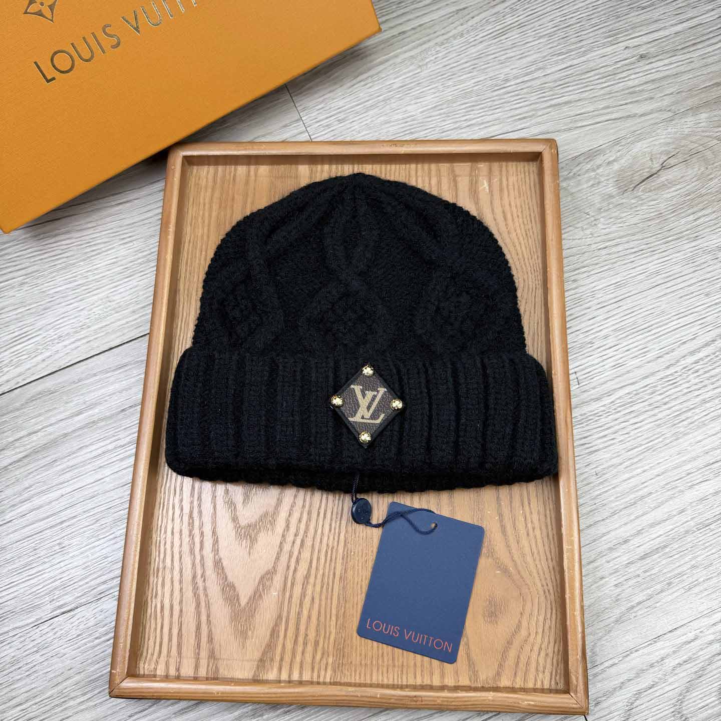 Louis Vuitton Beanie  - DesignerGu