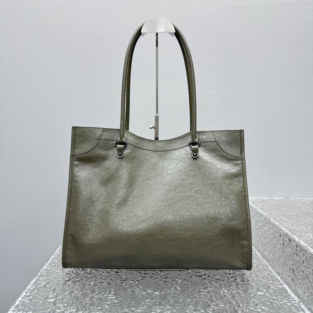 Balenciaga Le City Tote Bag Medium In Army Green - DesignerGu