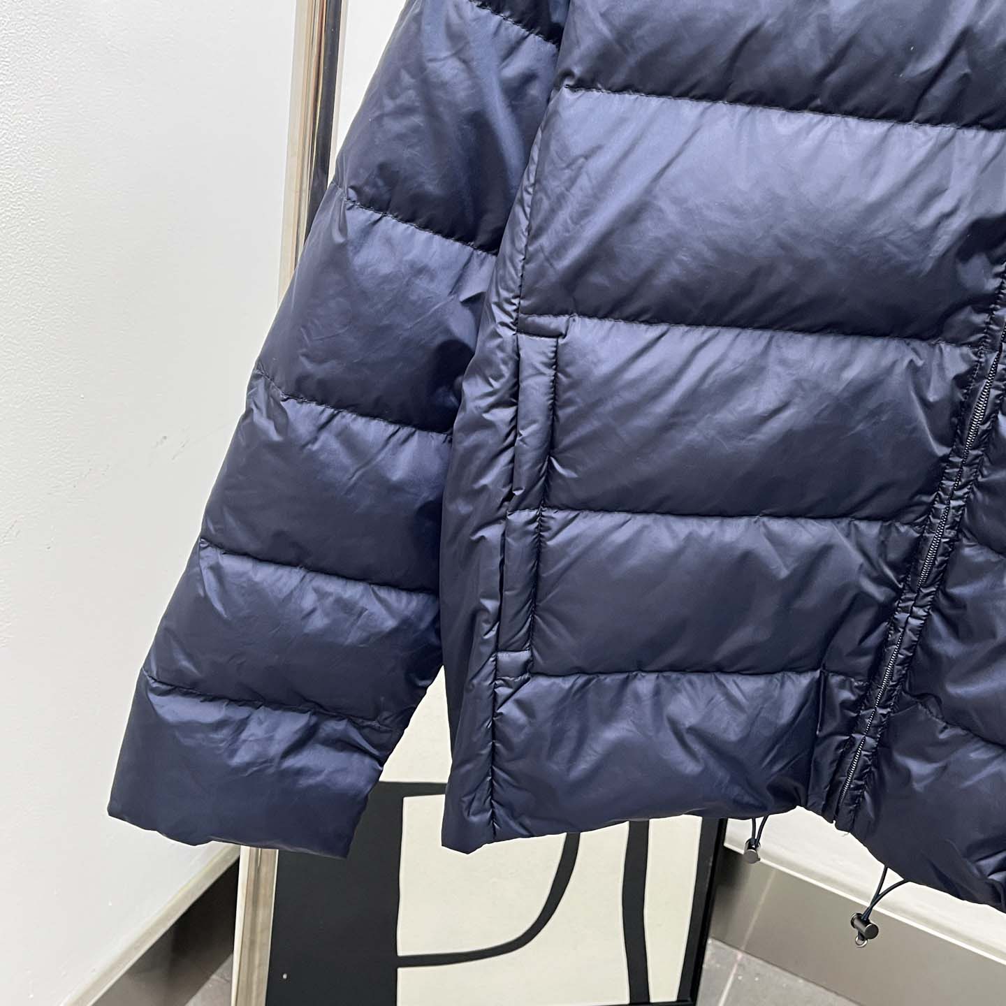 Prada Re-nylon Down Jacket In Navy Blue - DesignerGu